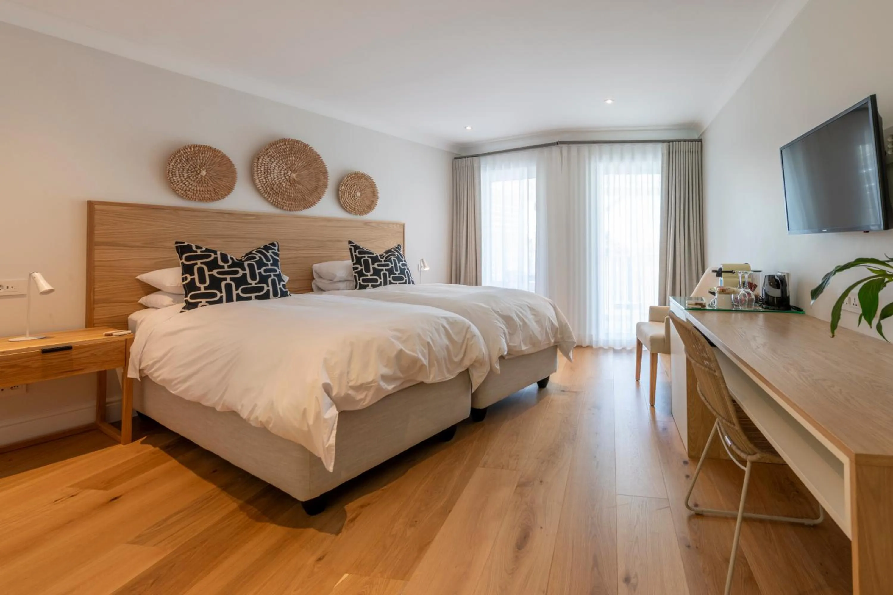 Bed in Hide-Away Guest House