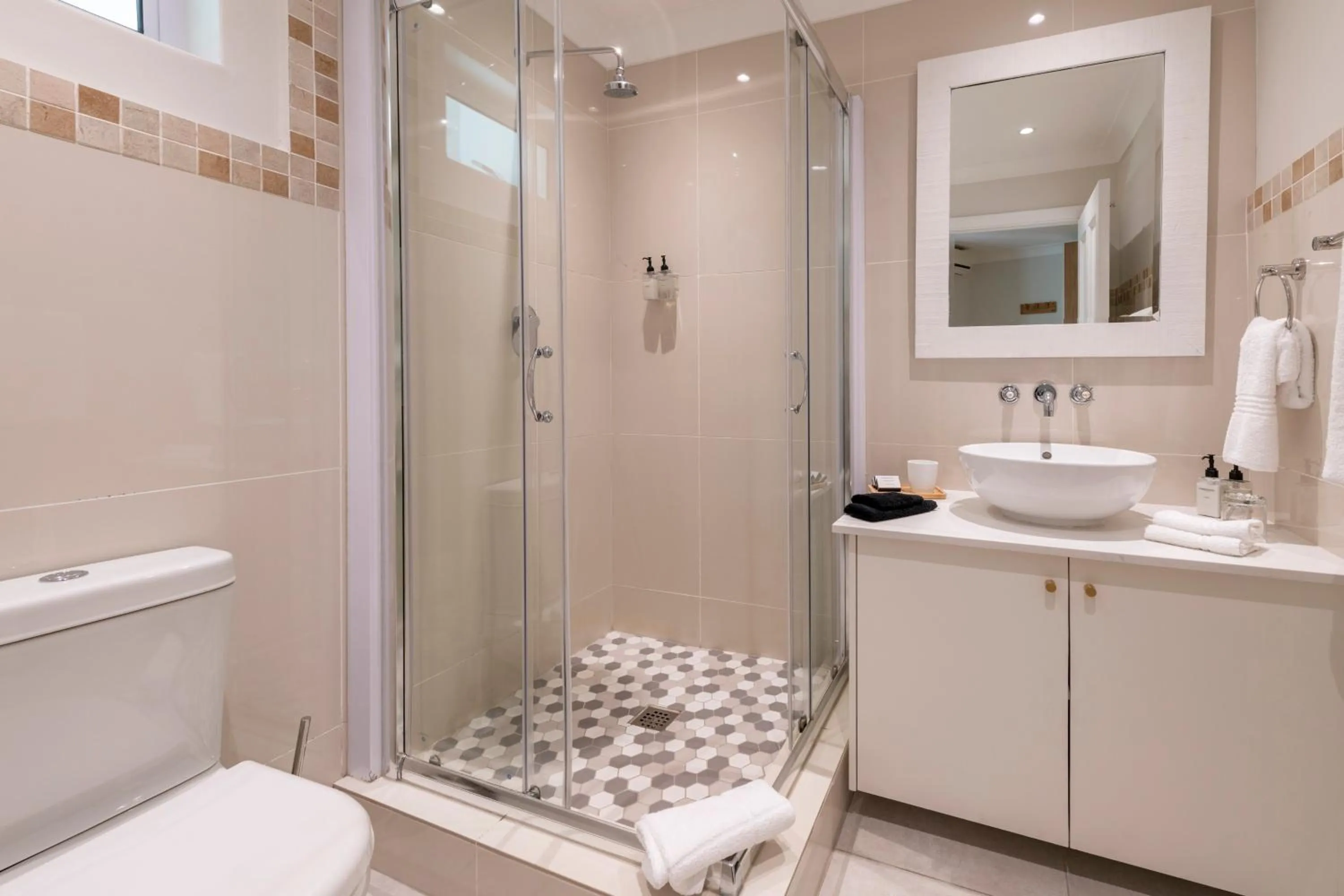 Hide-Away Guest House