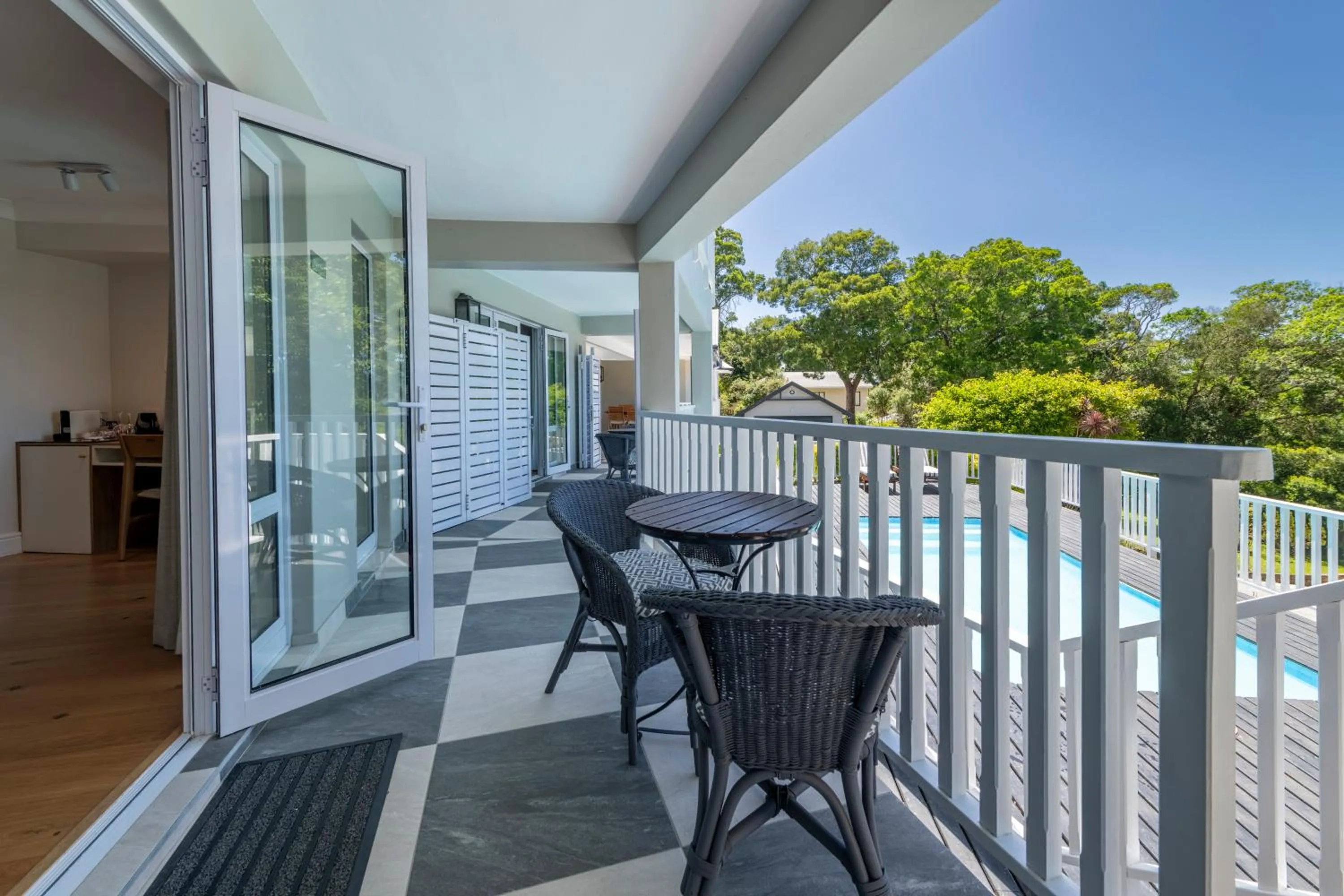 Patio in Hide-Away Guest House