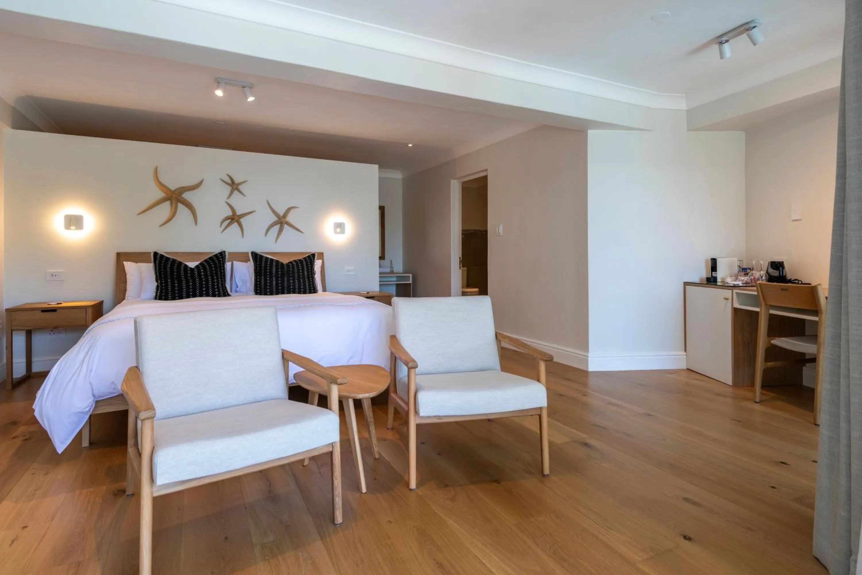 Hide-Away Guest House