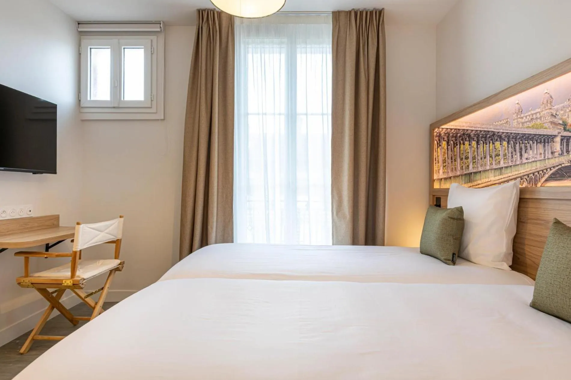 Bed in Dantan Hôtel