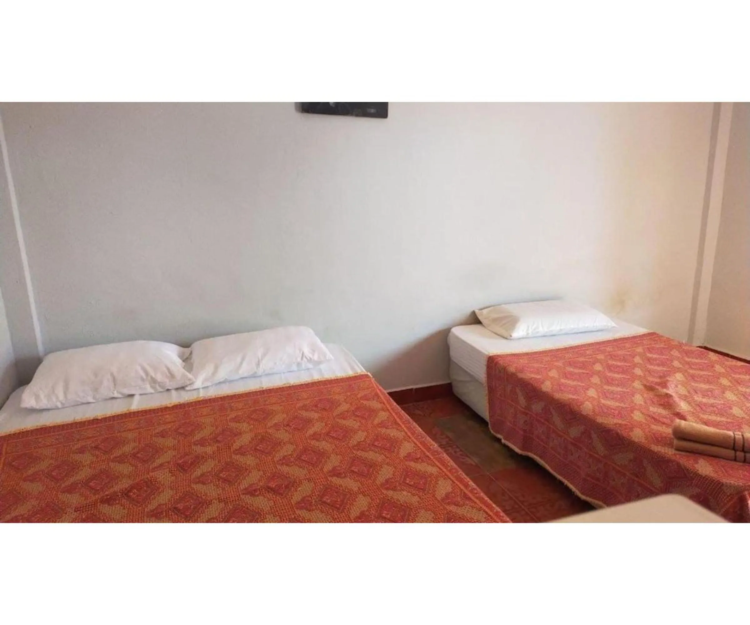 Bedroom, Bed in OYO 91245 Chenang Lodge Motel