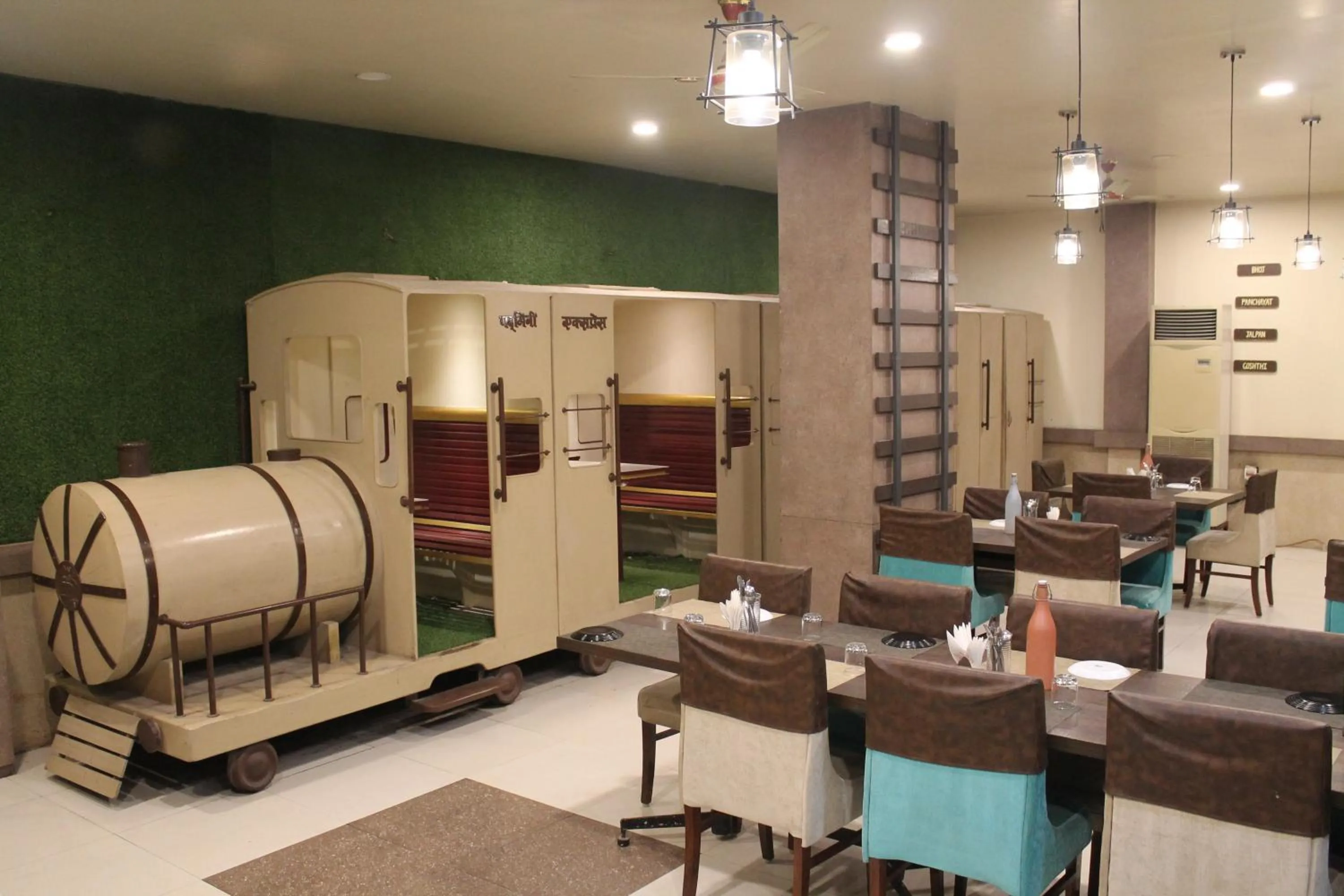 Restaurant/places to eat in Hotel Padmini International- Sigra