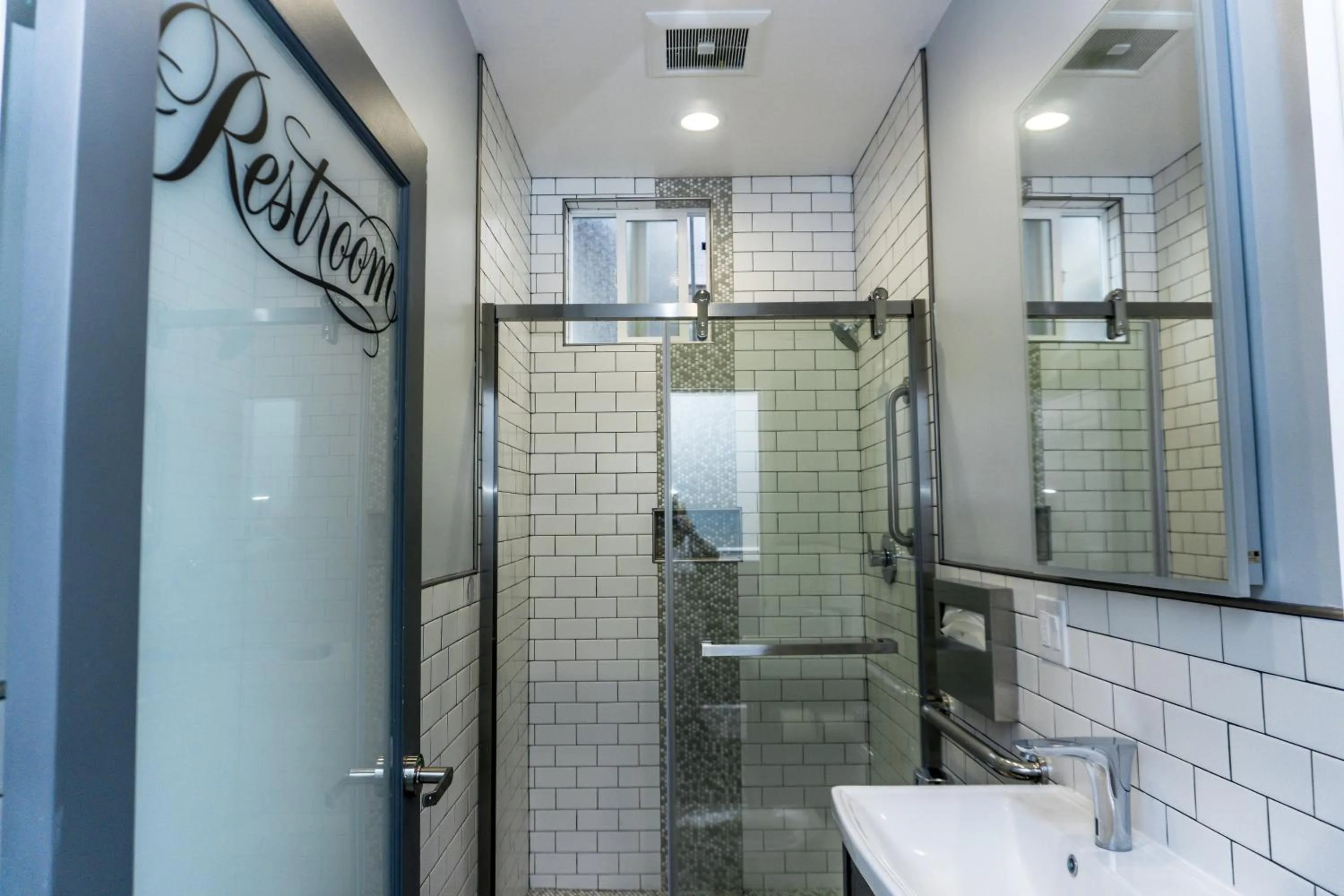 Public Bath in Ram's Hotel