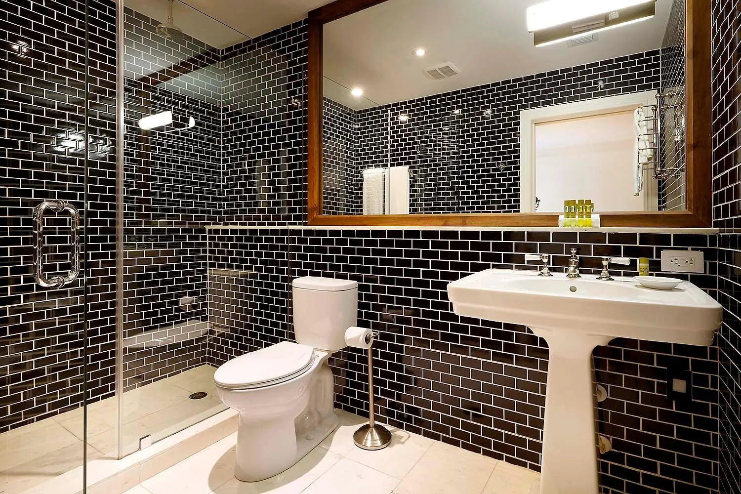 Toilet in Eurostars Langford