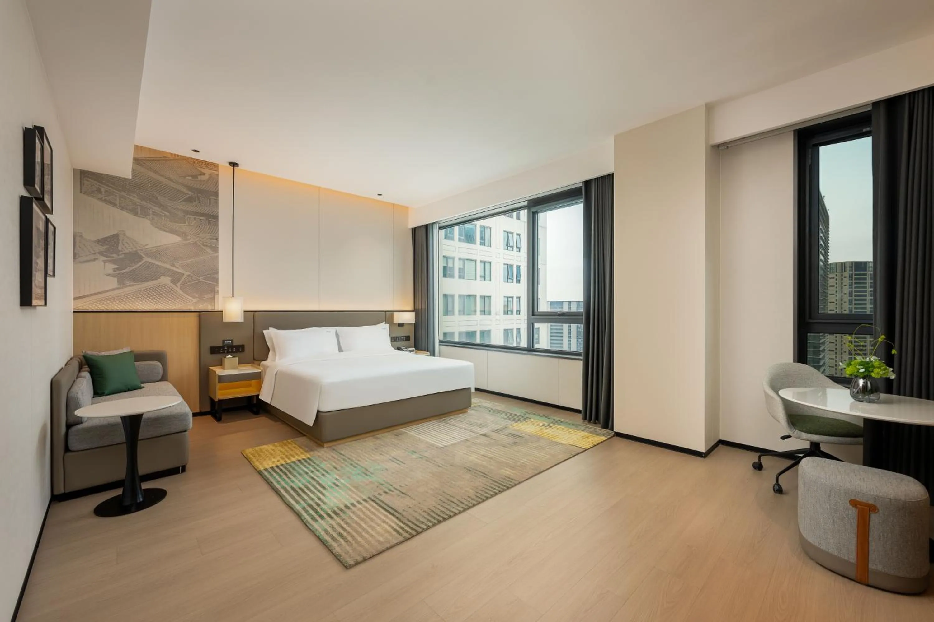 Property building, Bed in Holiday Inn Suzhou North by IHG