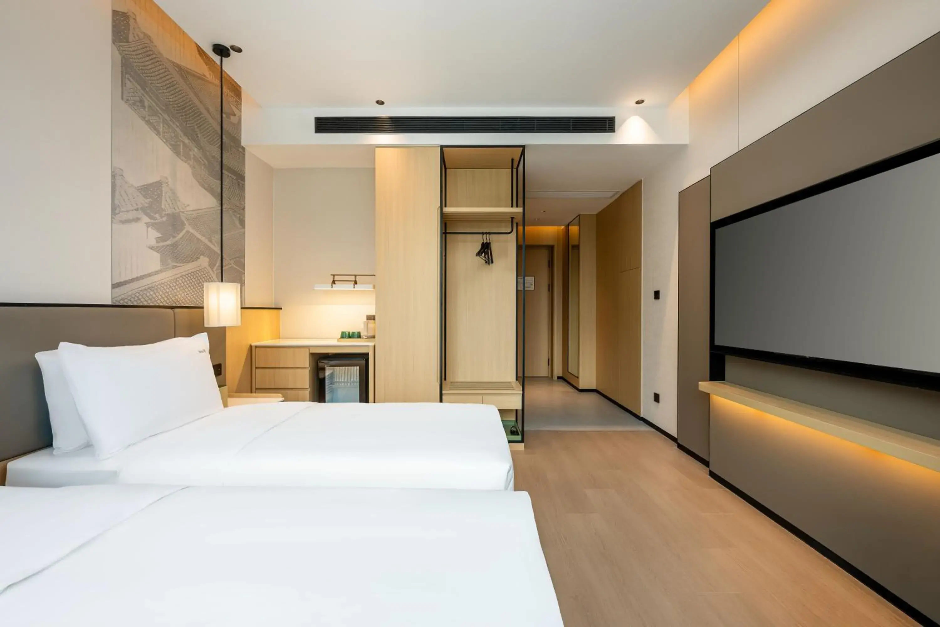 Standard Double Room with Two Double Beds - Disability Access in Holiday Inn Suzhou North by IHG Standard Double Room with Two Double Beds - Disability Access in Holiday Inn Suzhou North by IHG