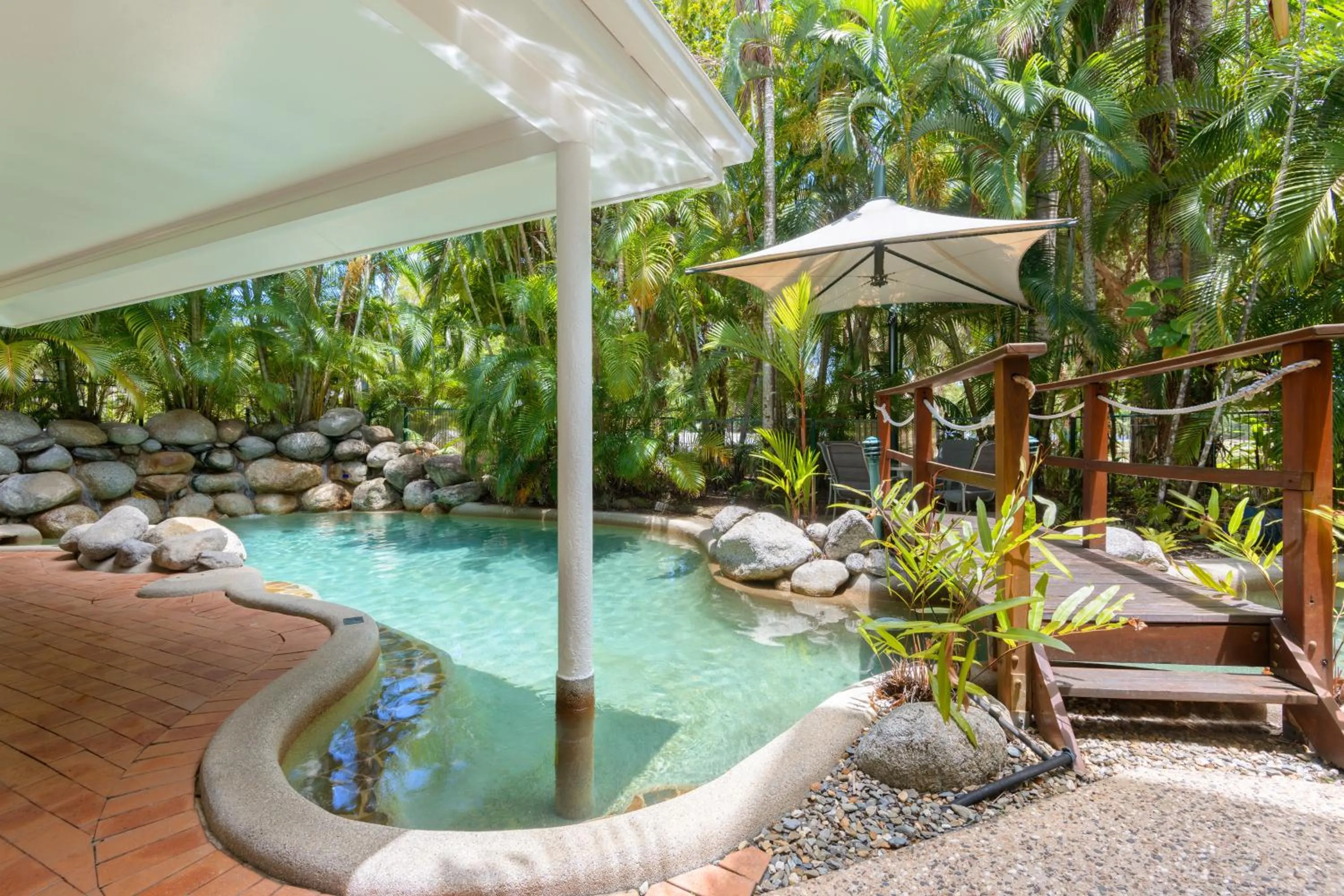 Swimming pool in Coral Apartments Port Douglas