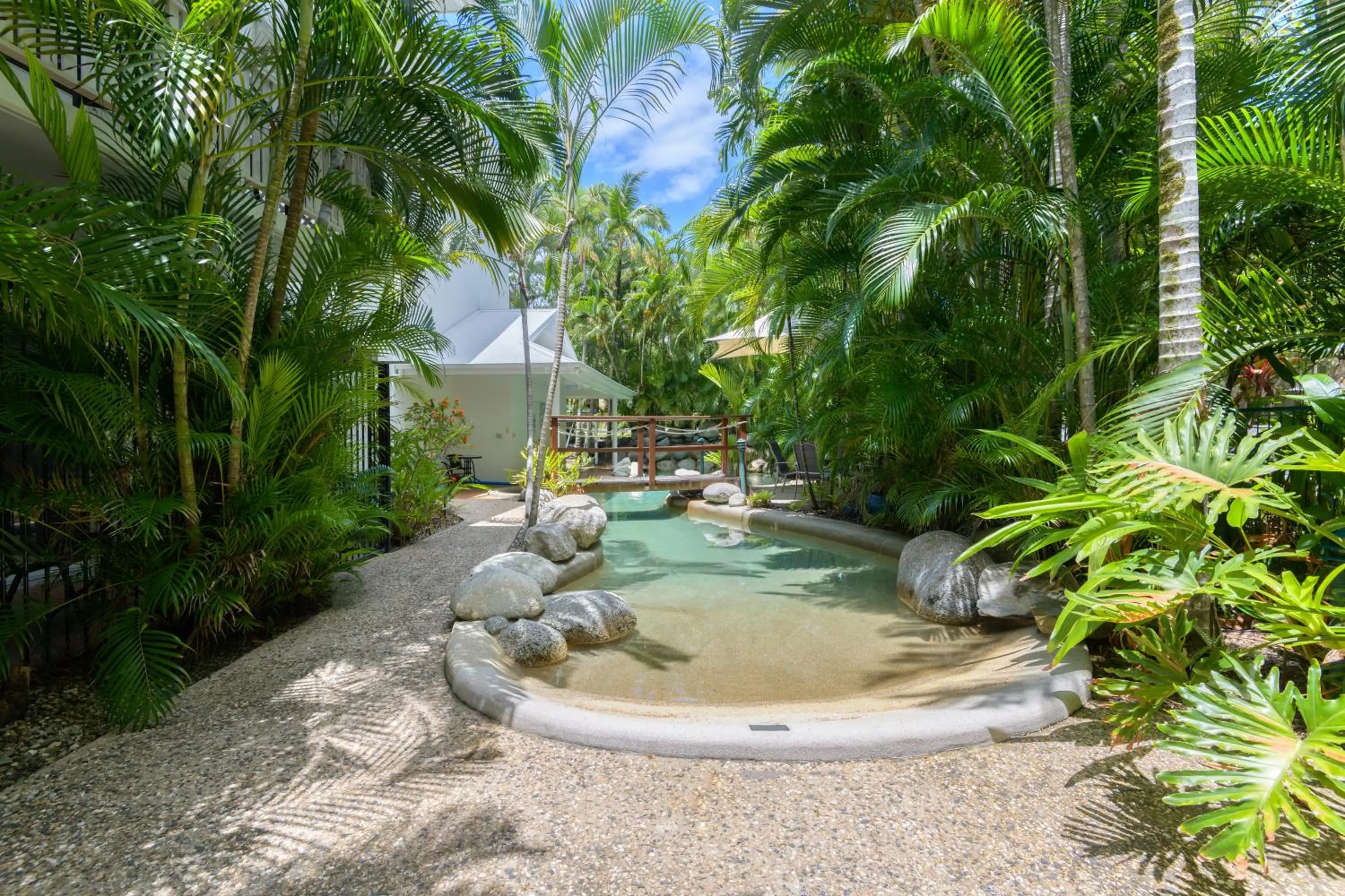 Swimming pool in Coral Apartments Port Douglas
