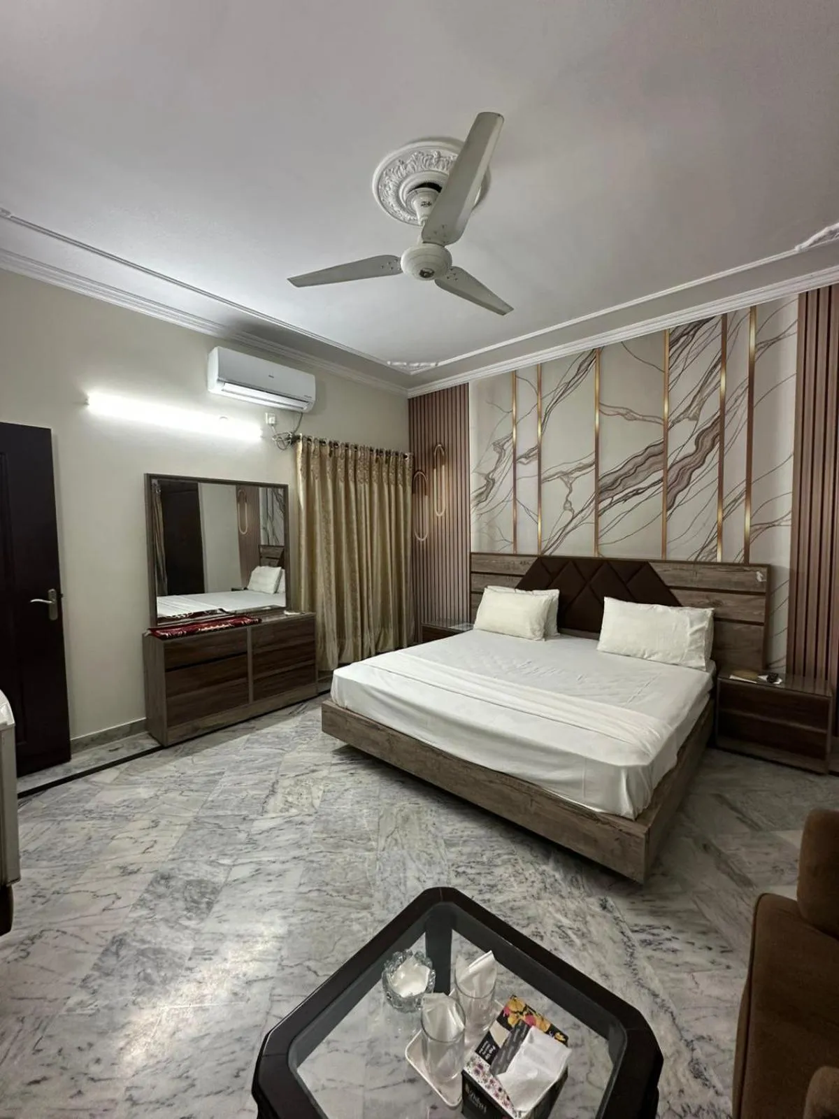 Bed in AK Rezidor Guest House