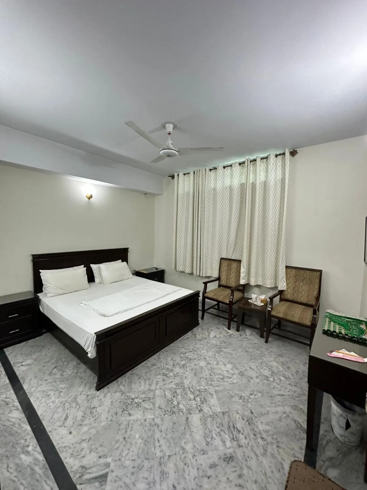 Bed in AK Rezidor Guest House