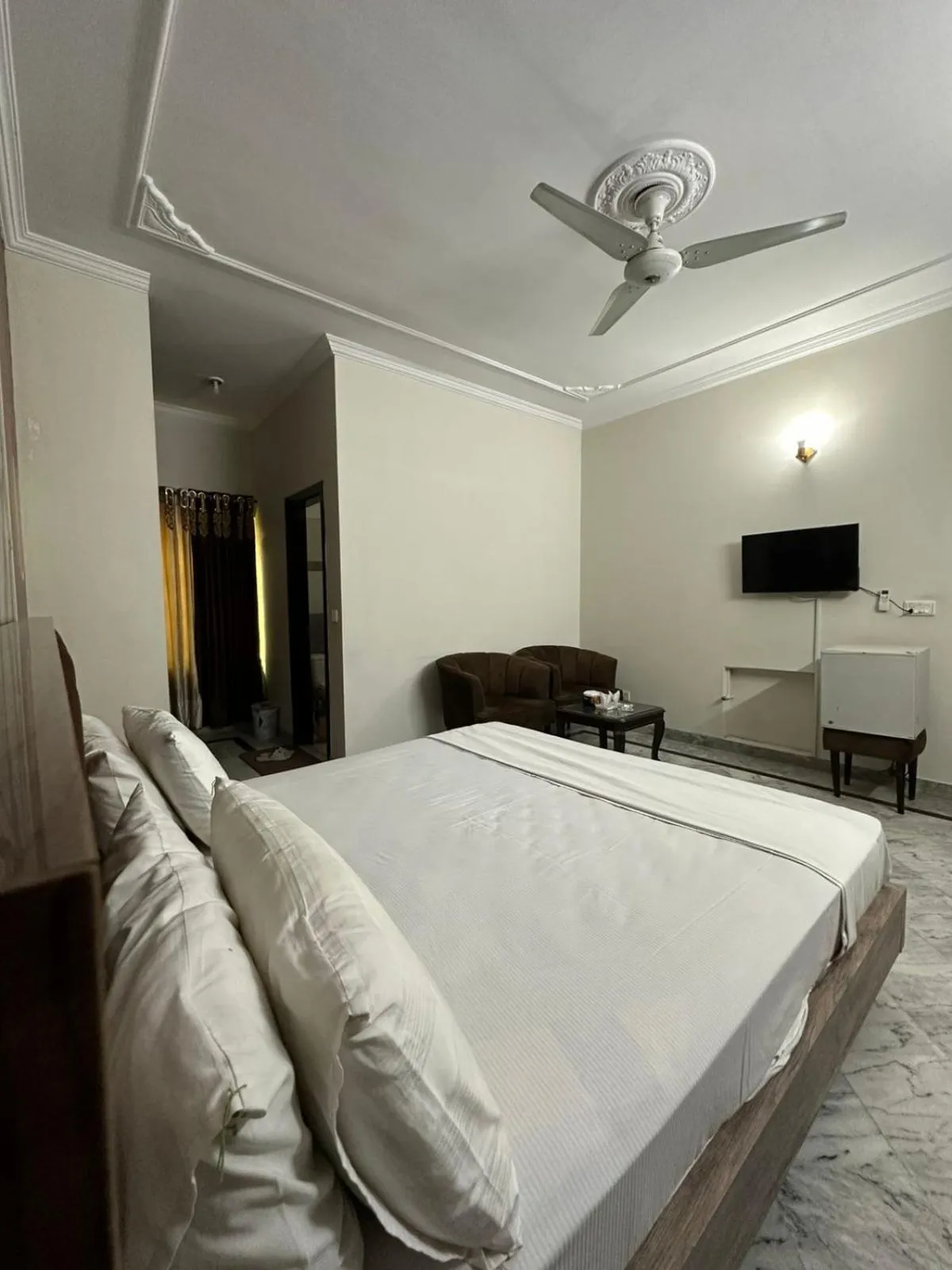 Bed in AK Rezidor Guest House