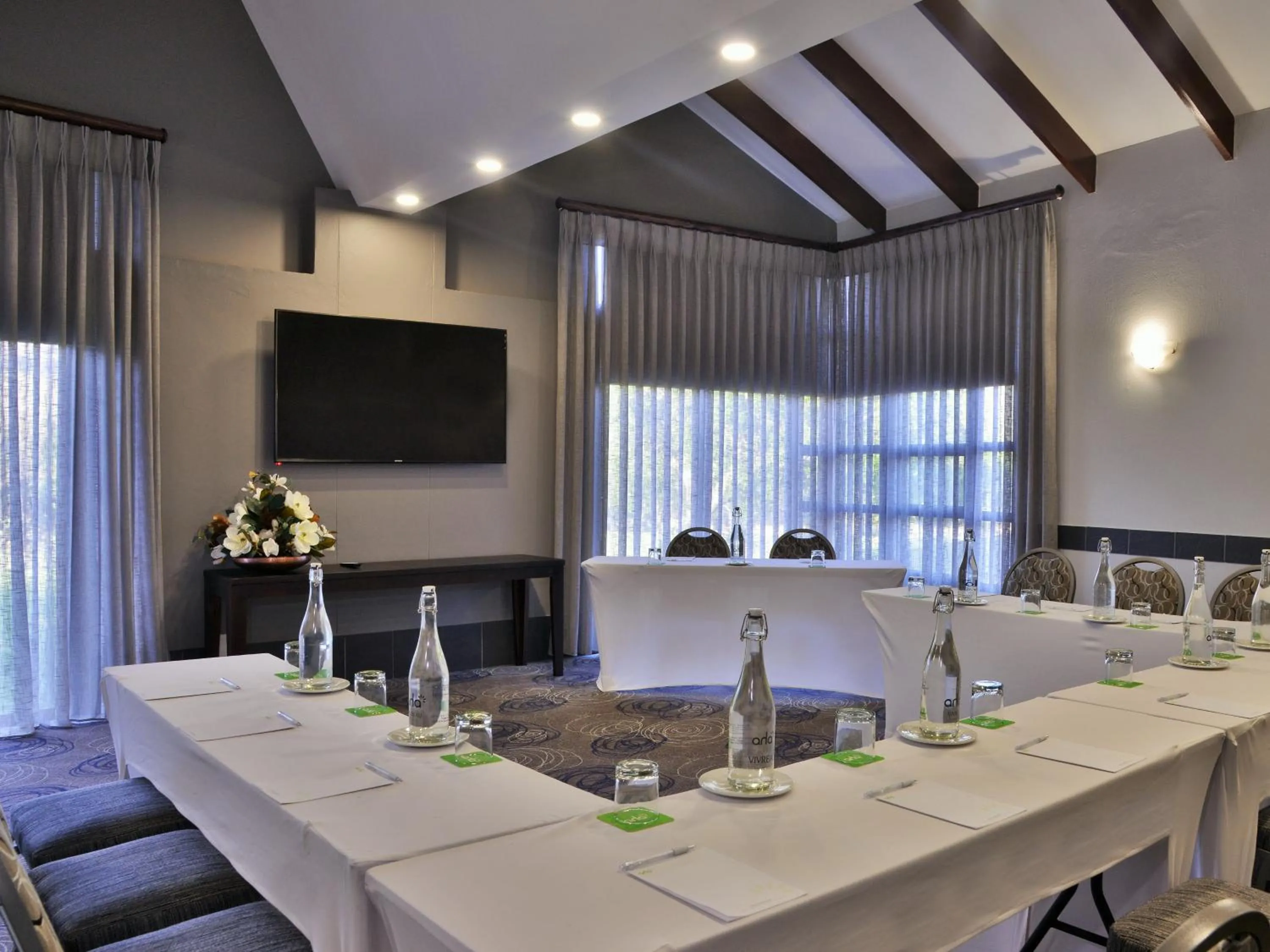 Meeting/conference room in aha Alpine Heath Resort