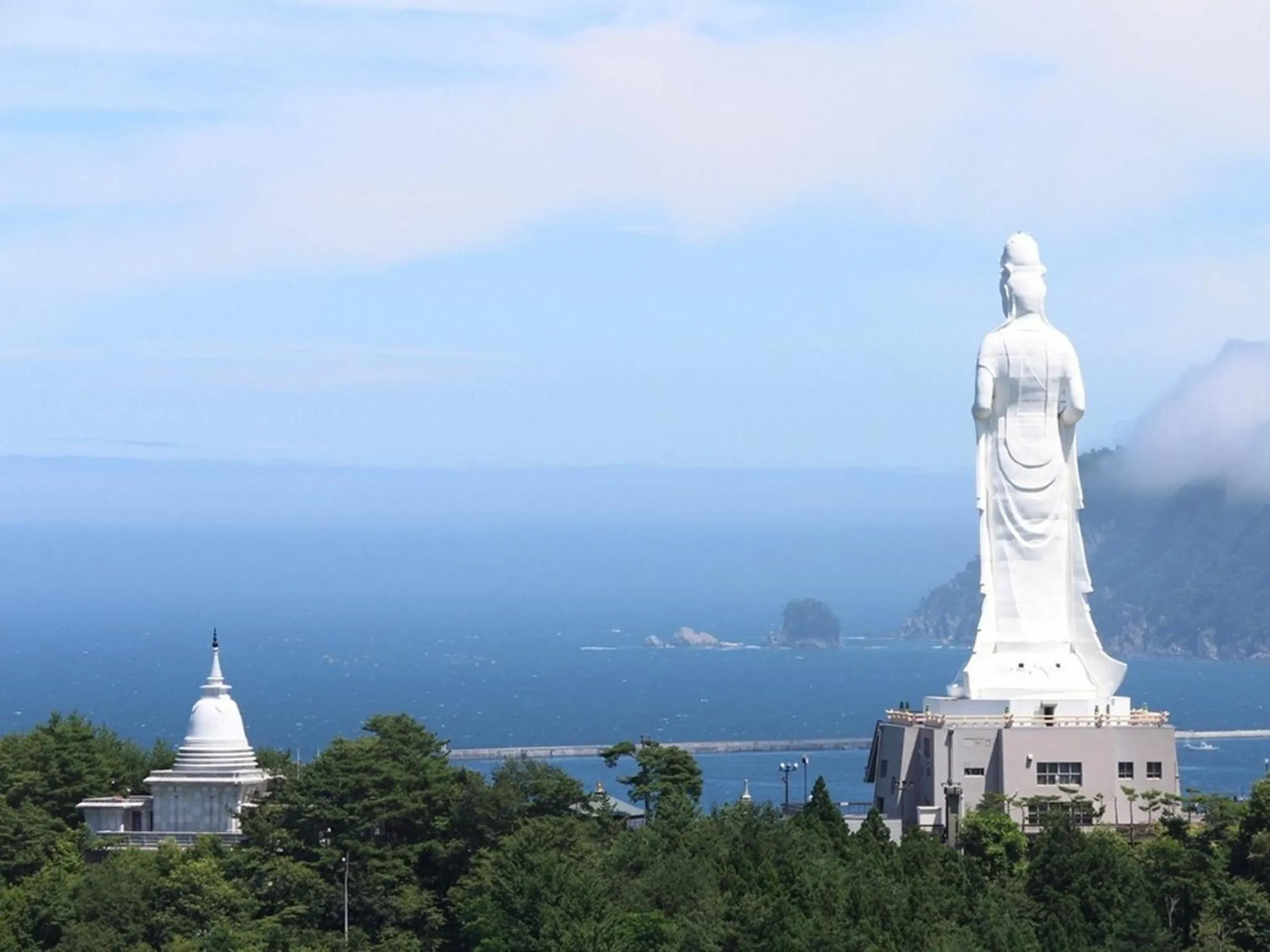 Nearby landmark in Hamabeno Ryouriyado Houraikan