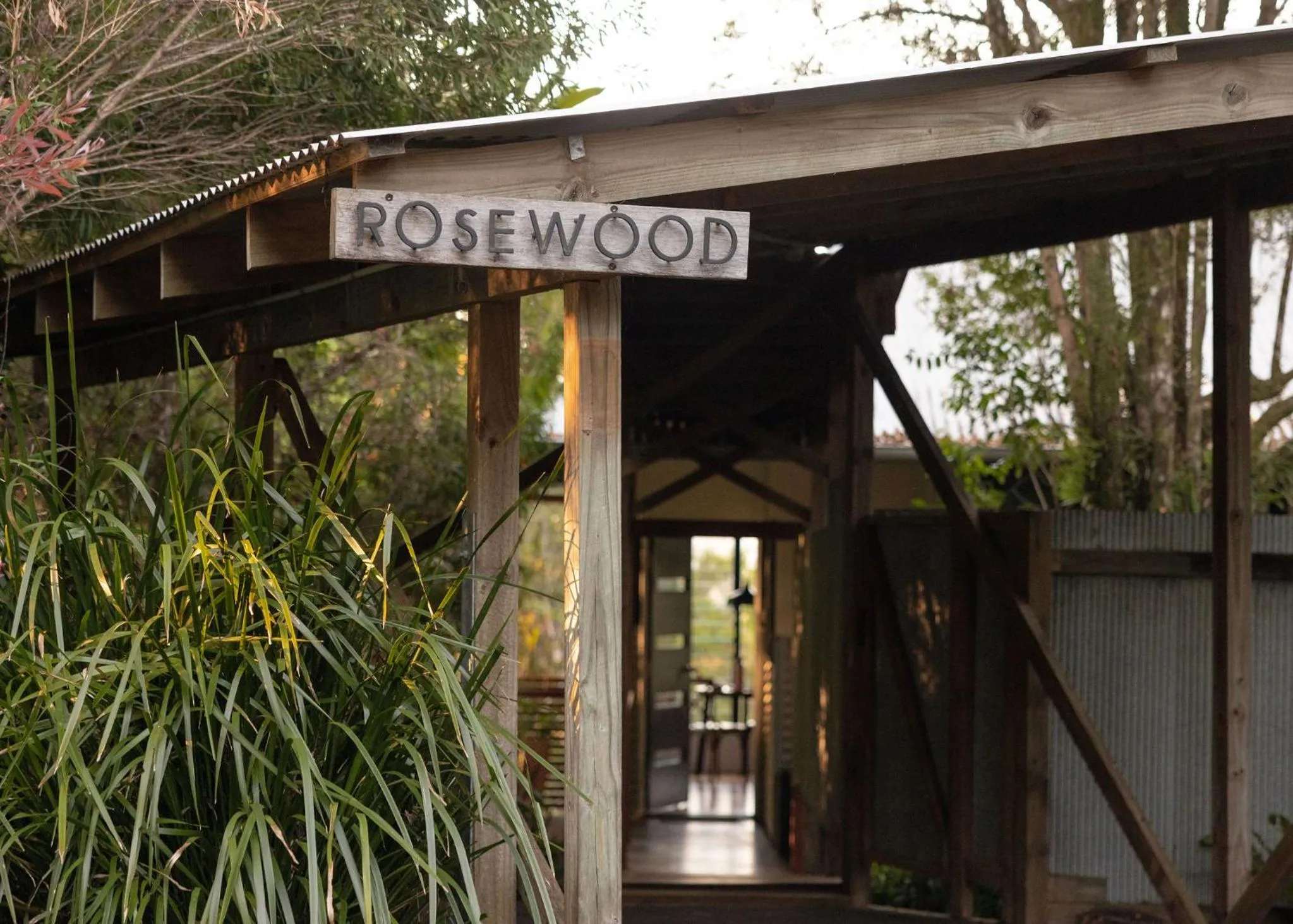 Facade/entrance in Tallaringa Views
