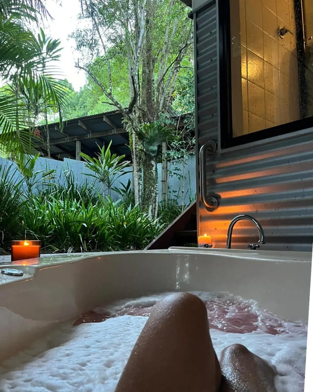 Hot Tub in Tallaringa Views