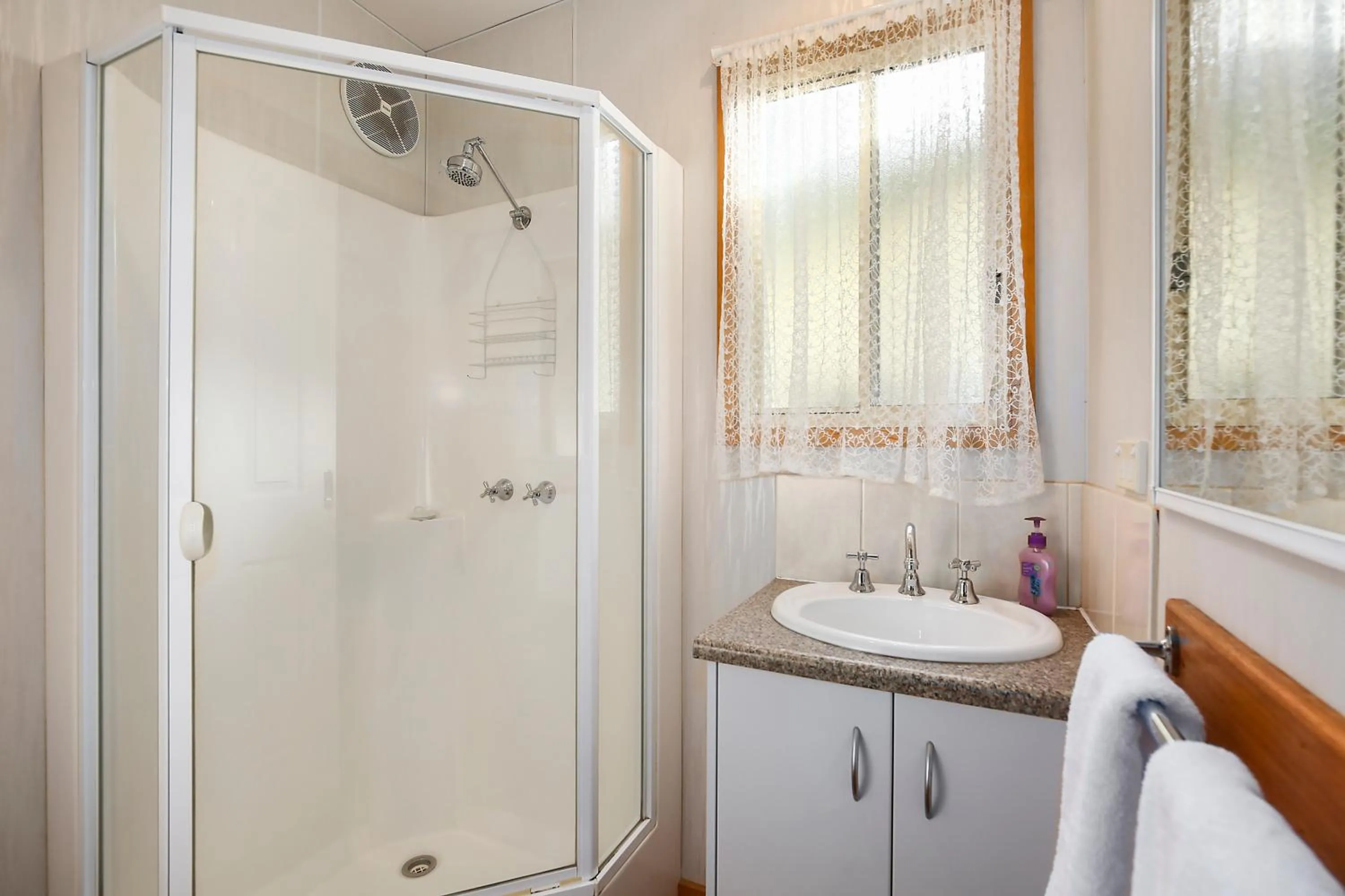 Bathroom in Enclave at Healesville Holiday Park