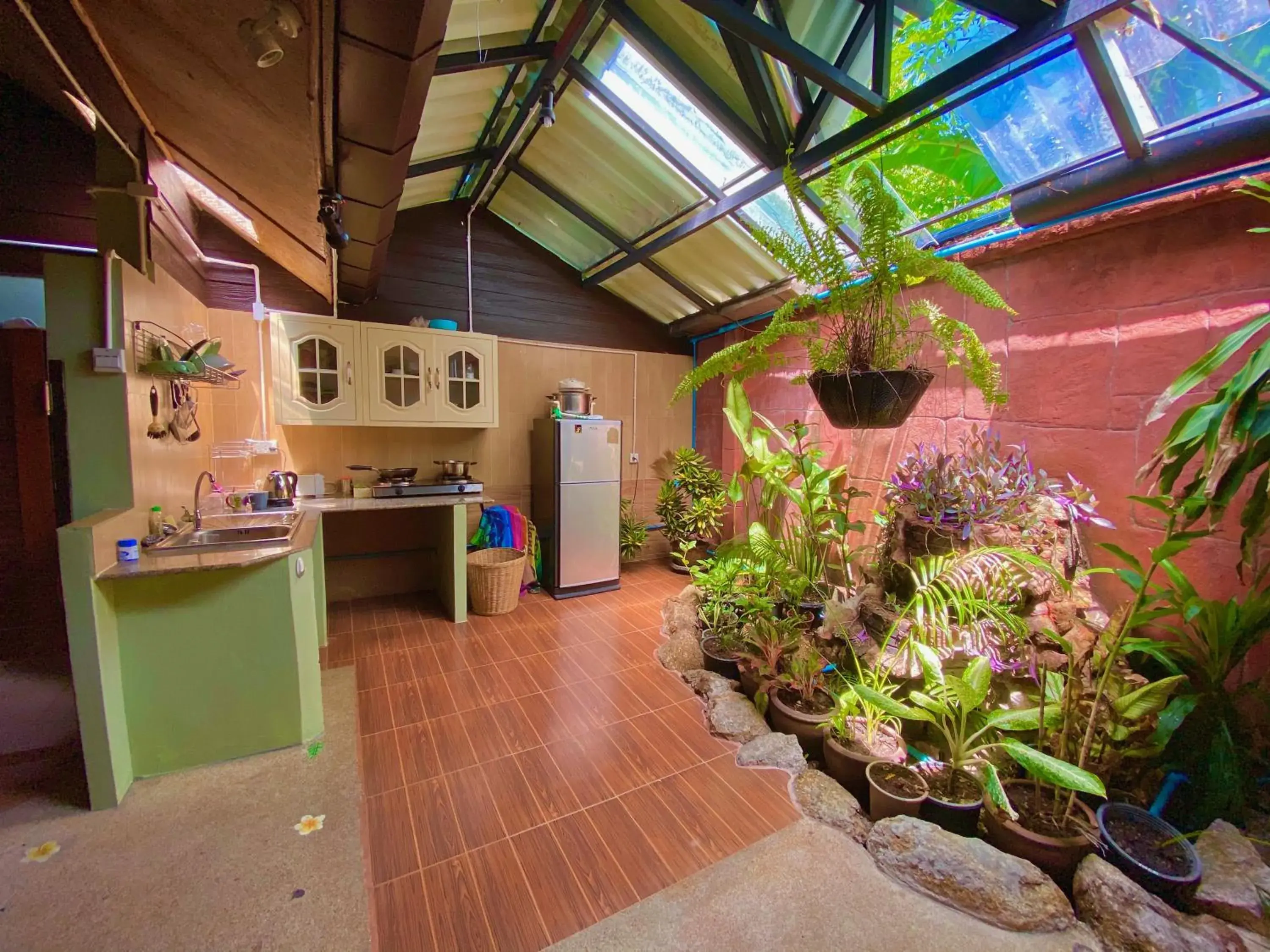 Triple Room with Terrace in Shanti Lodge Phuket Triple Room with Terrace in Shanti Lodge Phuket