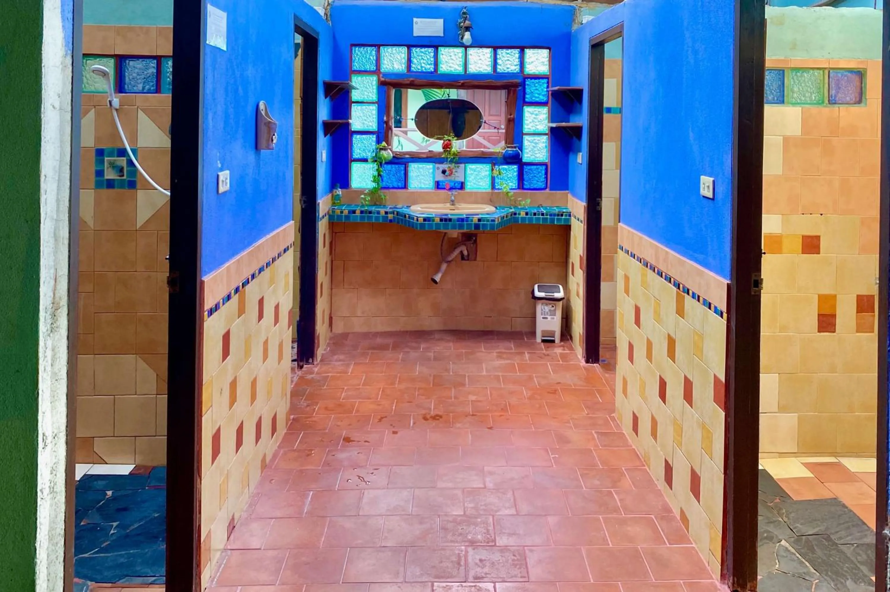 Bathroom in Shanti Lodge Phuket