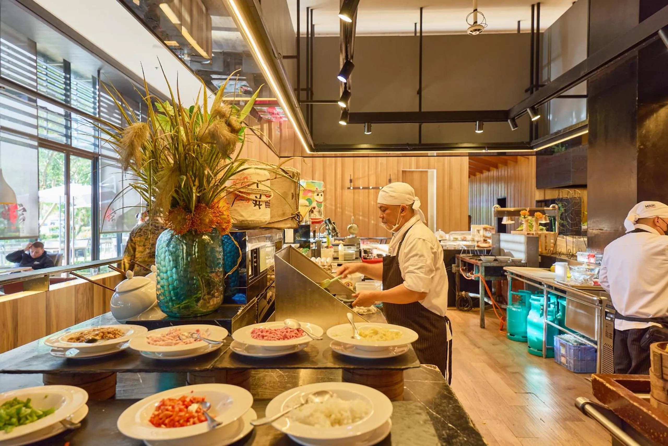 Restaurant/places to eat in Midori Clark Hotel and Casino