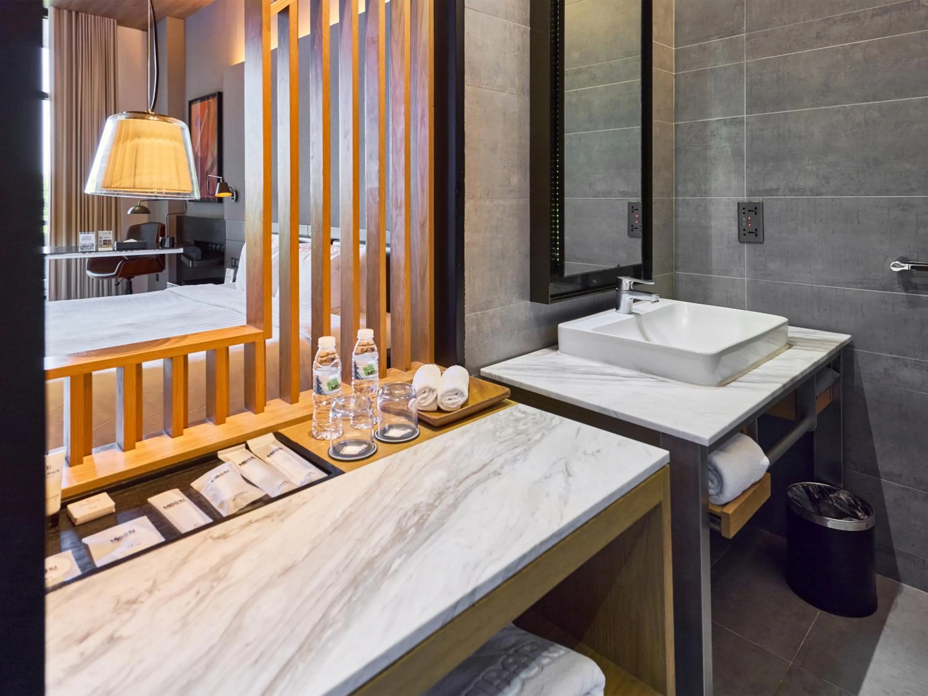 Bathroom in Midori Clark Hotel and Casino