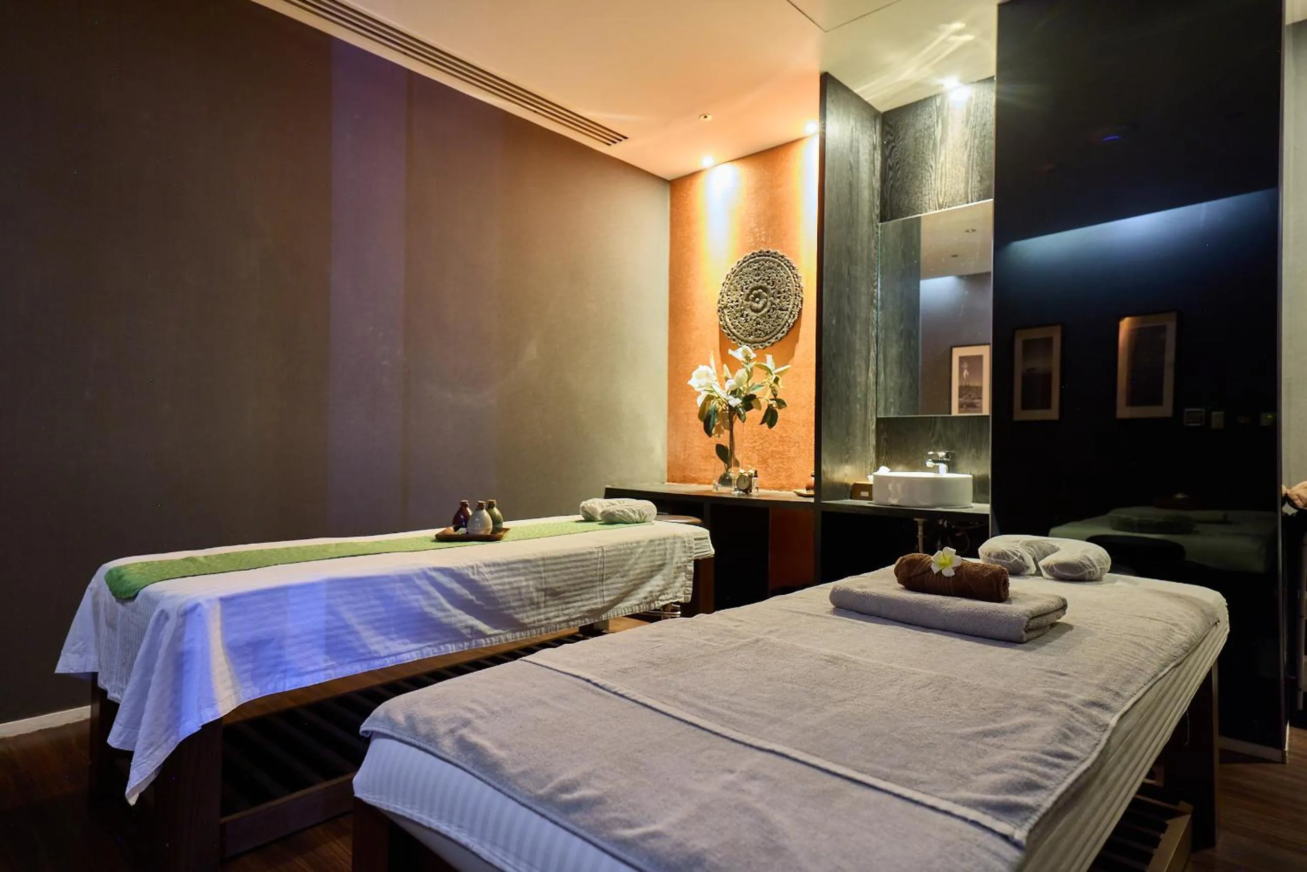 Spa and wellness centre/facilities, Bed in Midori Clark Hotel and Casino