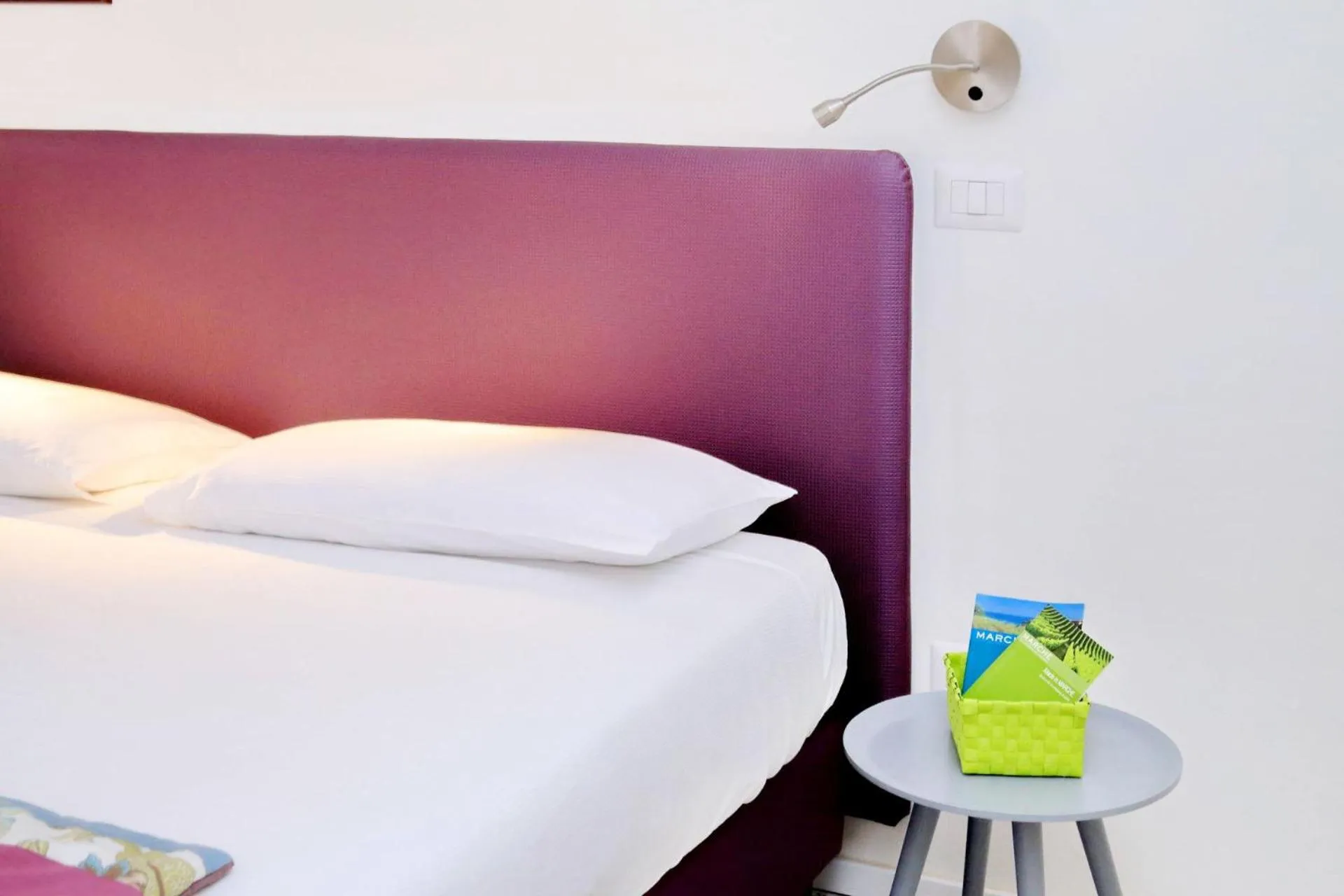 Property building, Bed in Guest House Viaroma