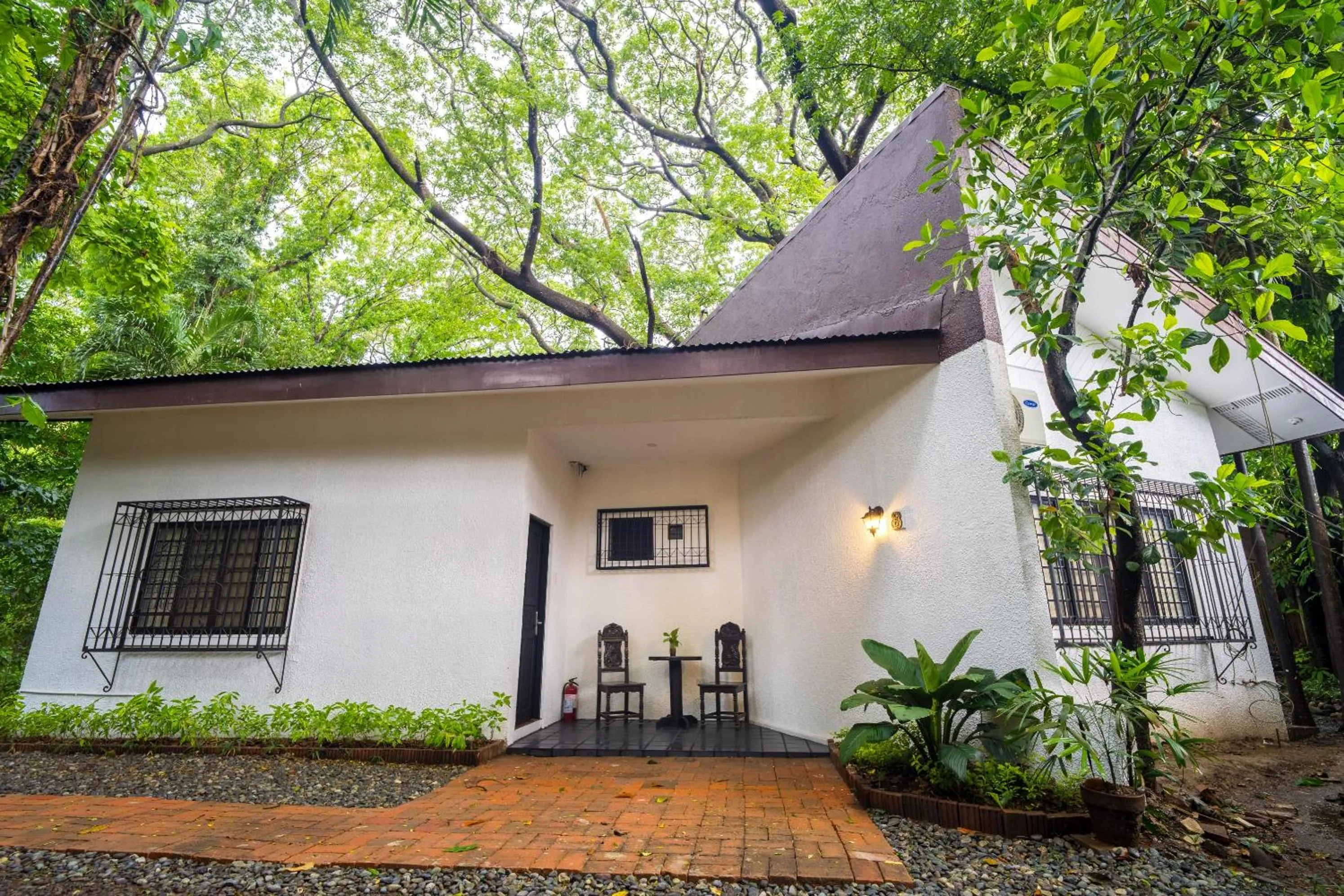 Lisland Rainforest Resort