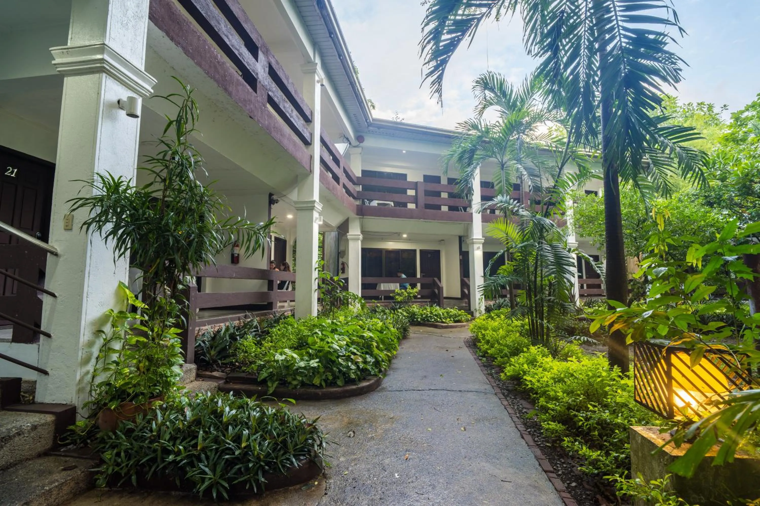 Lisland Rainforest Resort