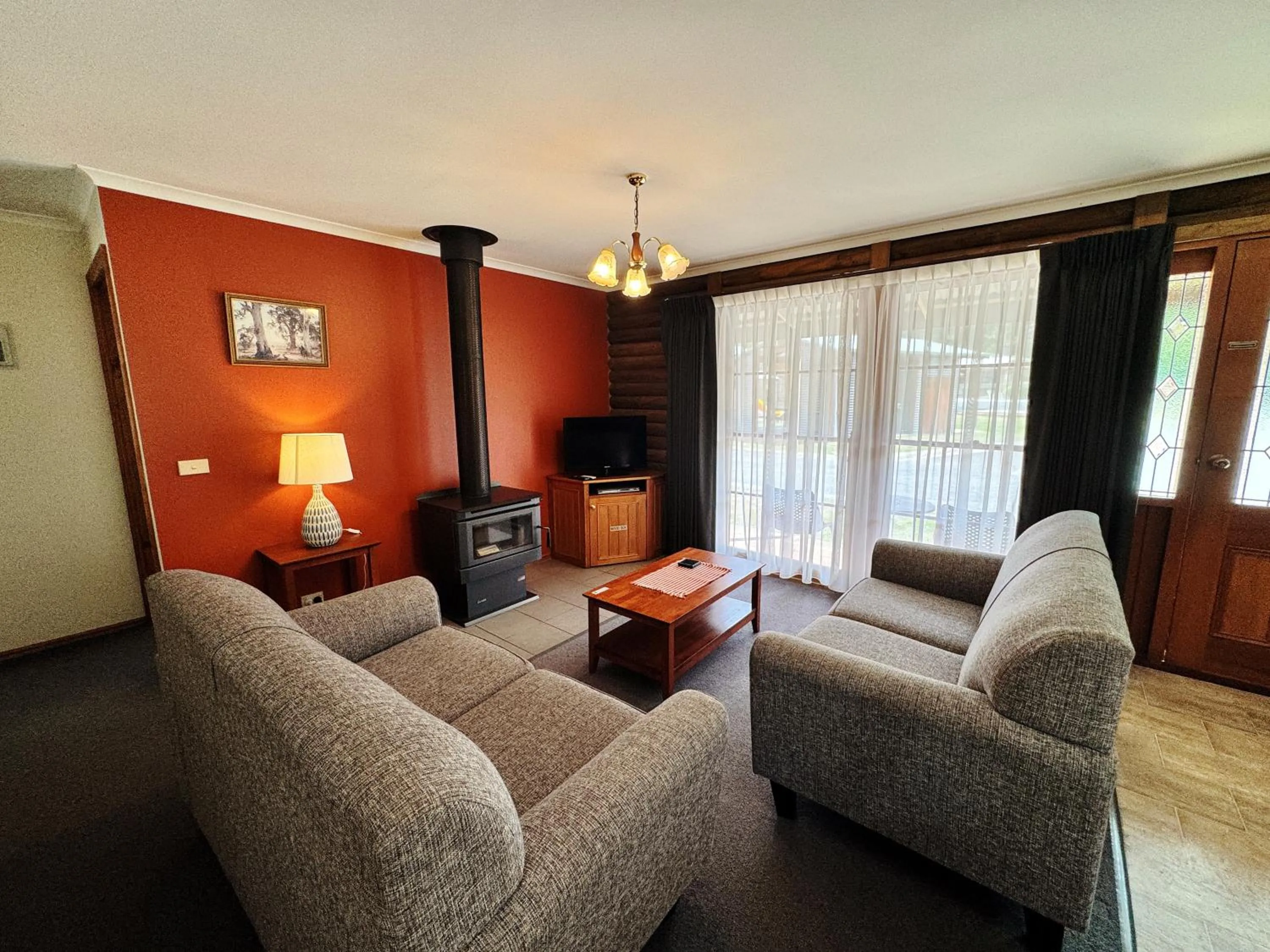 Living room in Halls Gap Log Cabins