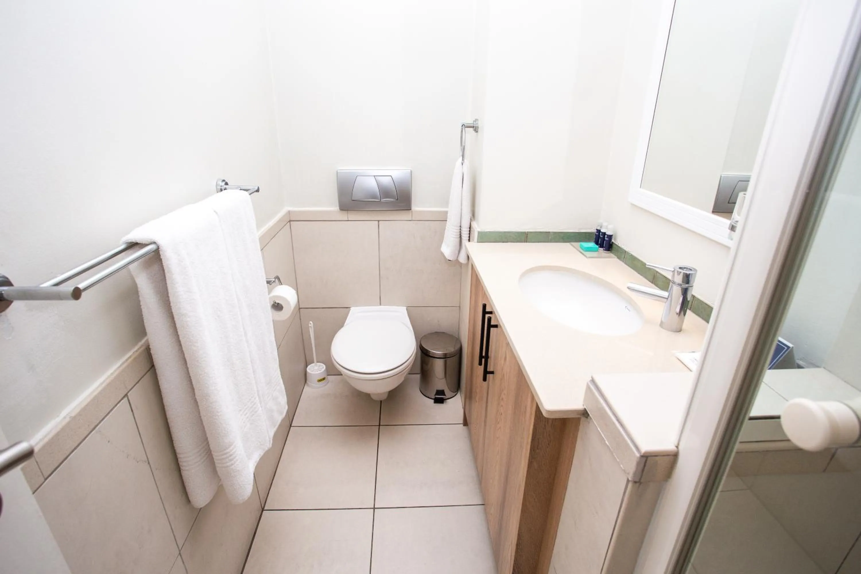 Shower in Lagoon Beach Hotel & Spa