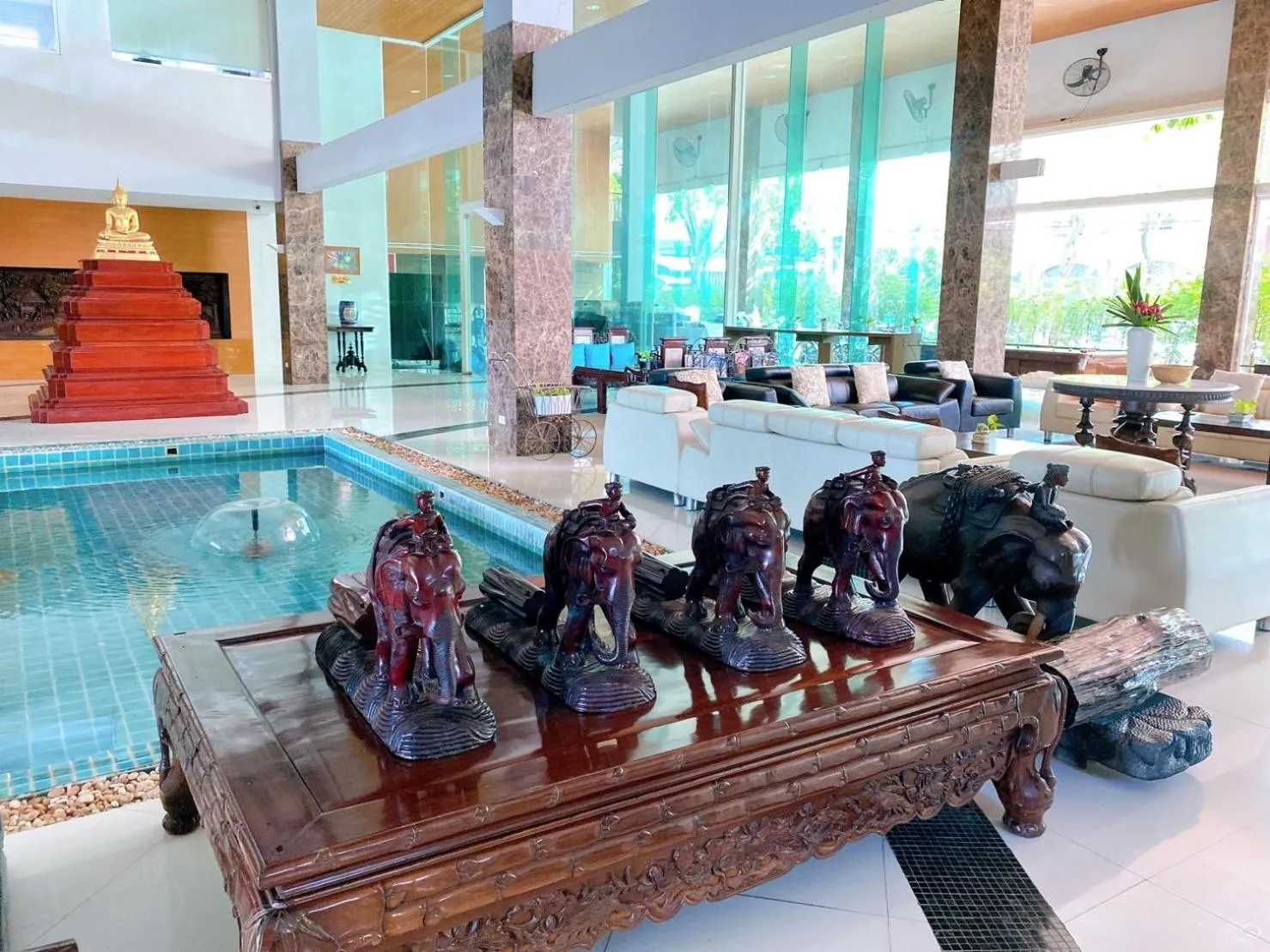 Neighbourhood in A Hotel Simply