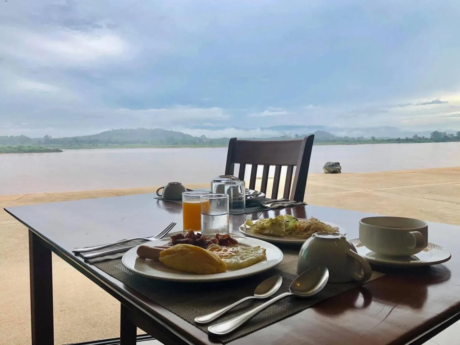 Breakfast in A Hotel Simply