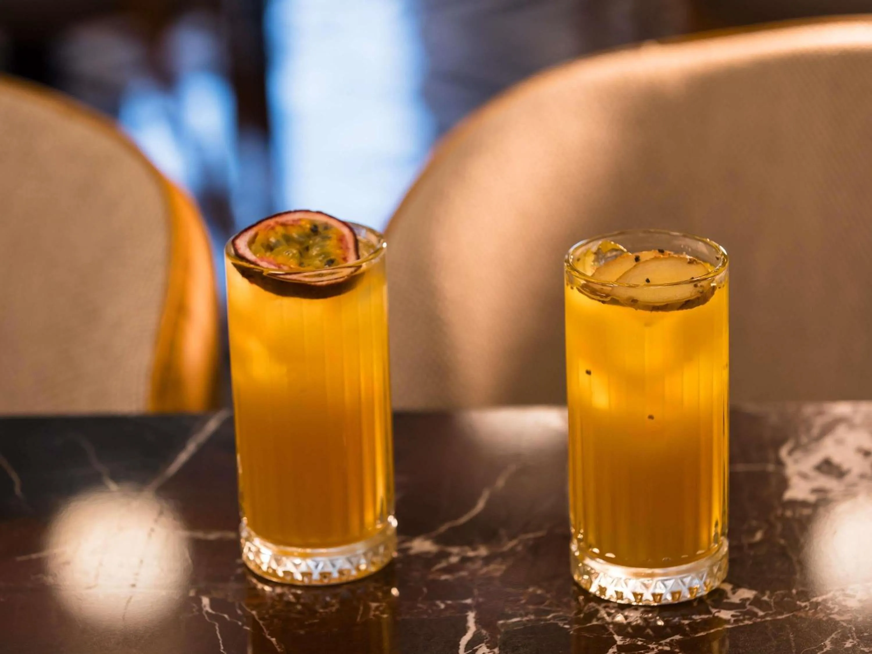 Lounge or bar in Mercure Bucharest Cantemir