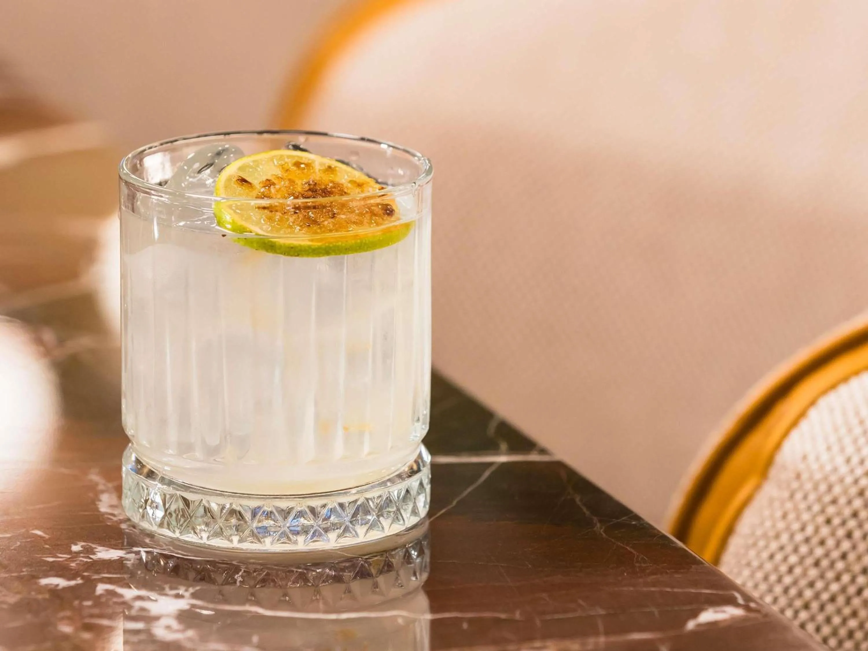 Lounge or bar in Mercure Bucharest Cantemir