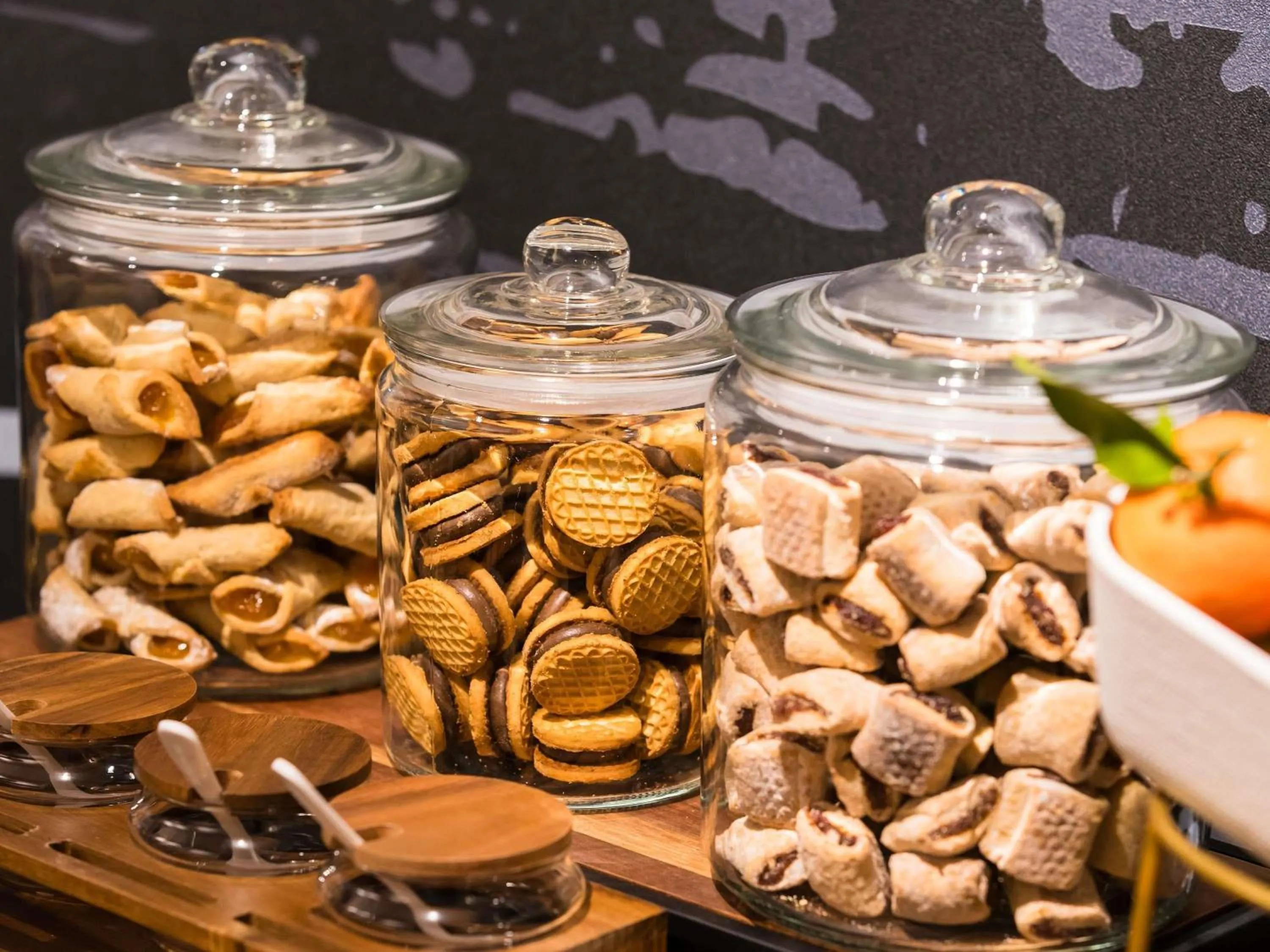 Breakfast in Mercure Bucharest Cantemir