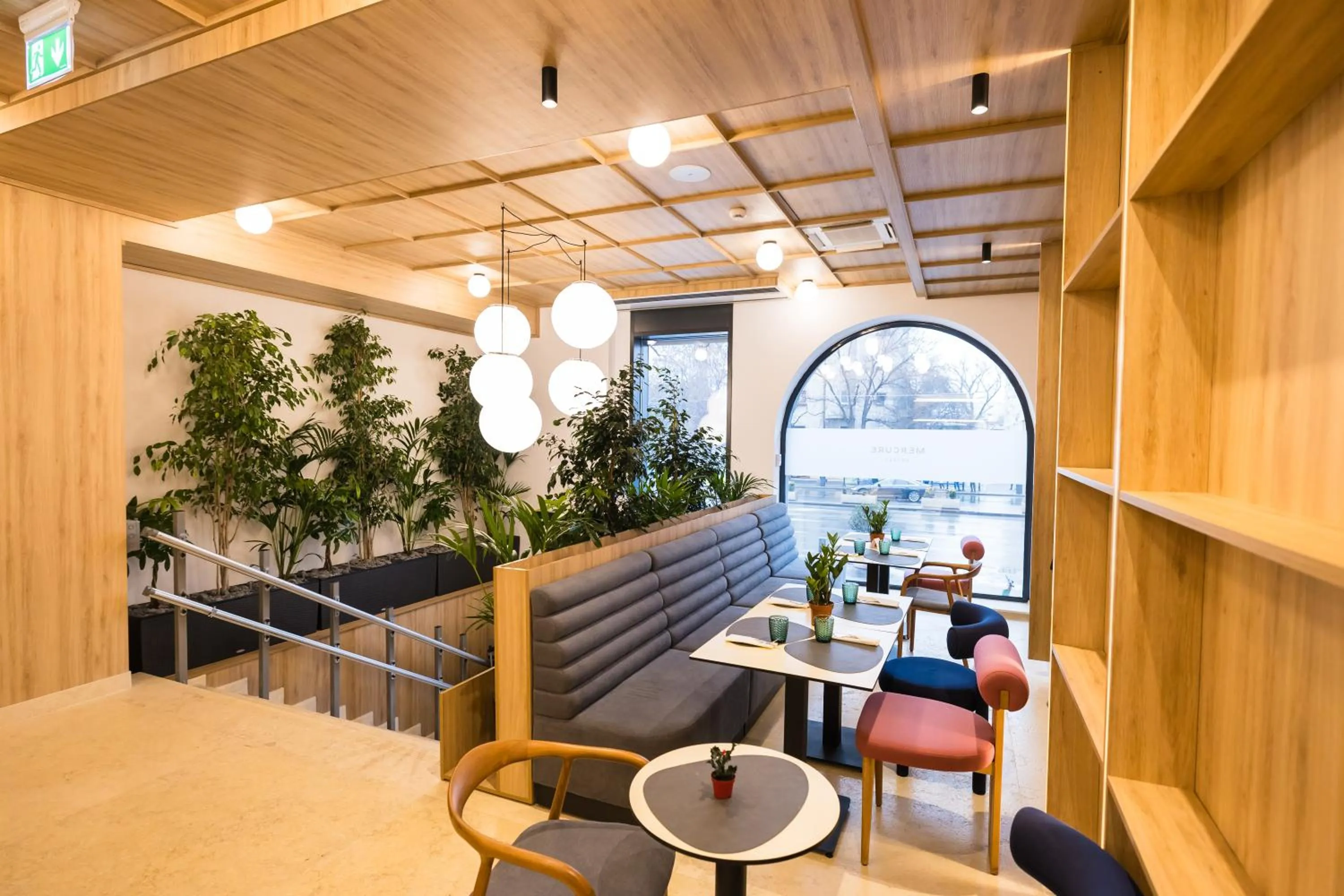 Restaurant/places to eat in Mercure Bucharest Cantemir