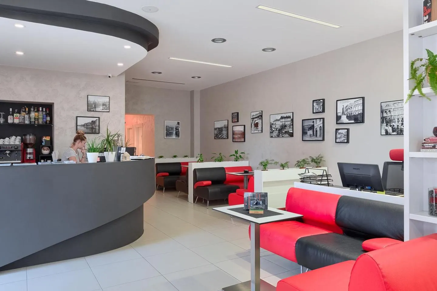 Lobby or reception in Pula City Center Accommodation - Breakfast included