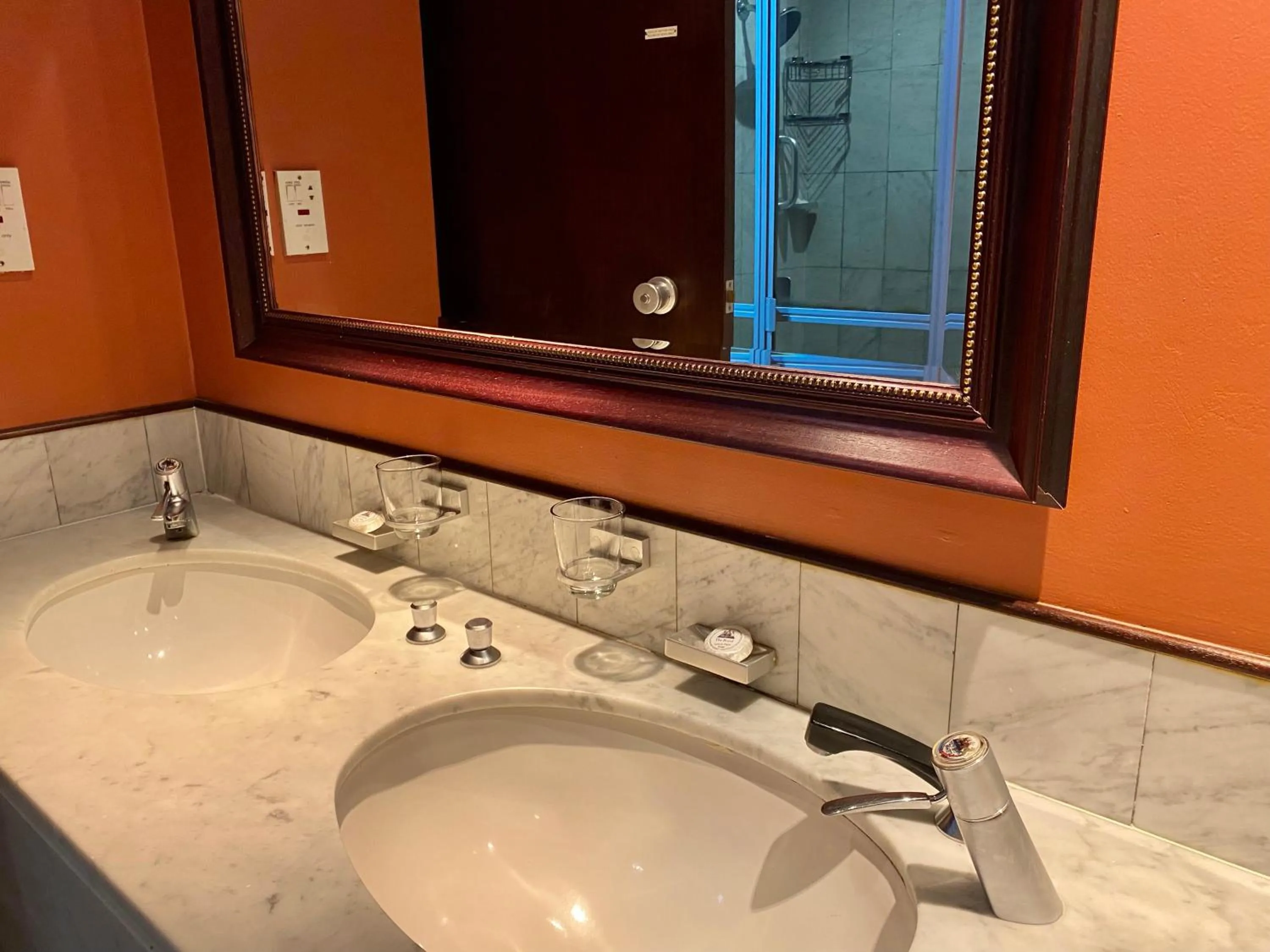 Bathroom in The Royal Hotel by Coastlands Hotels & Resorts