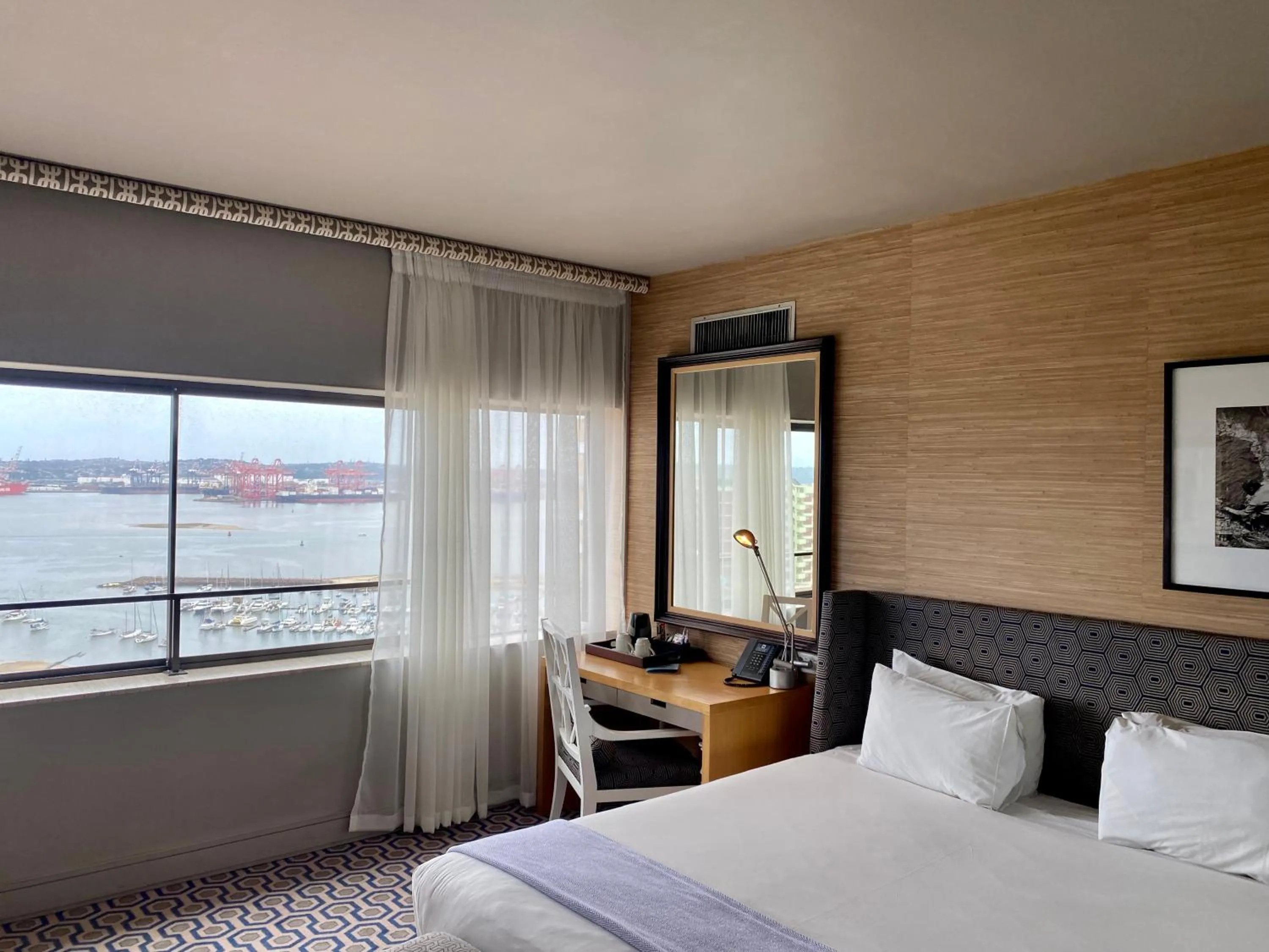 Bed in The Royal Hotel by Coastlands Hotels & Resorts