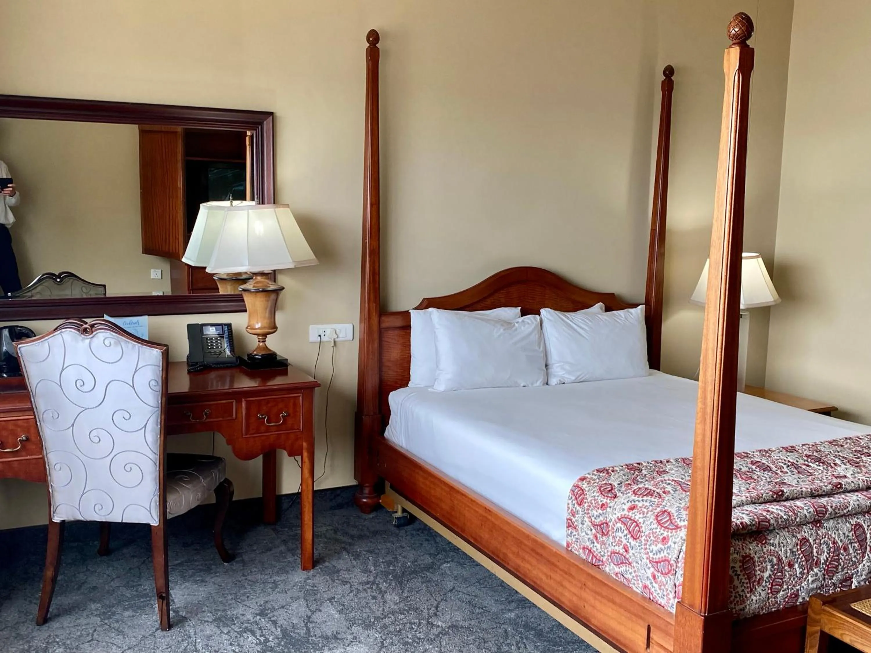 Bed in The Royal Hotel by Coastlands Hotels & Resorts