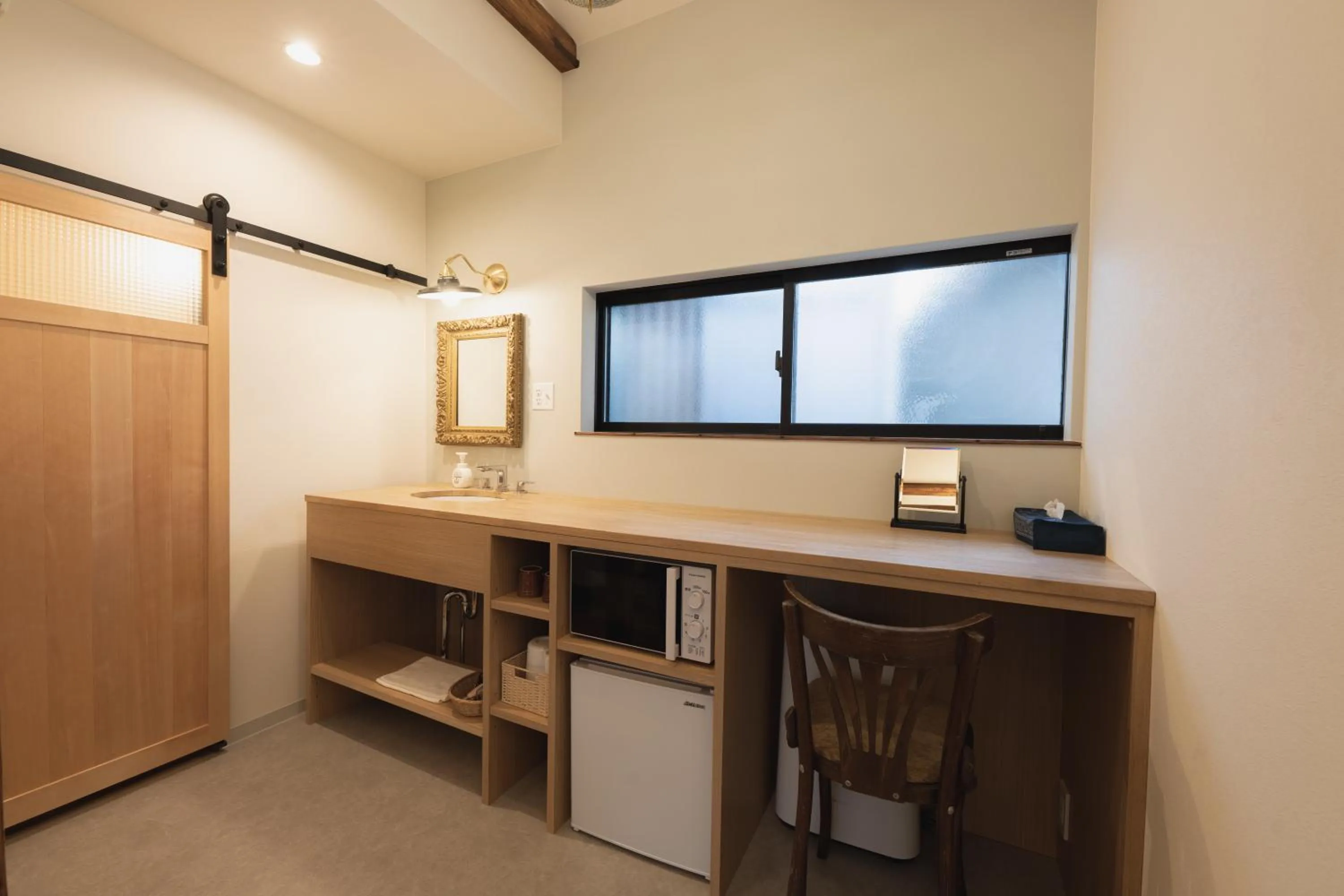 Photo of the whole room in Traditional Apartment Takamatsu Guesthouse