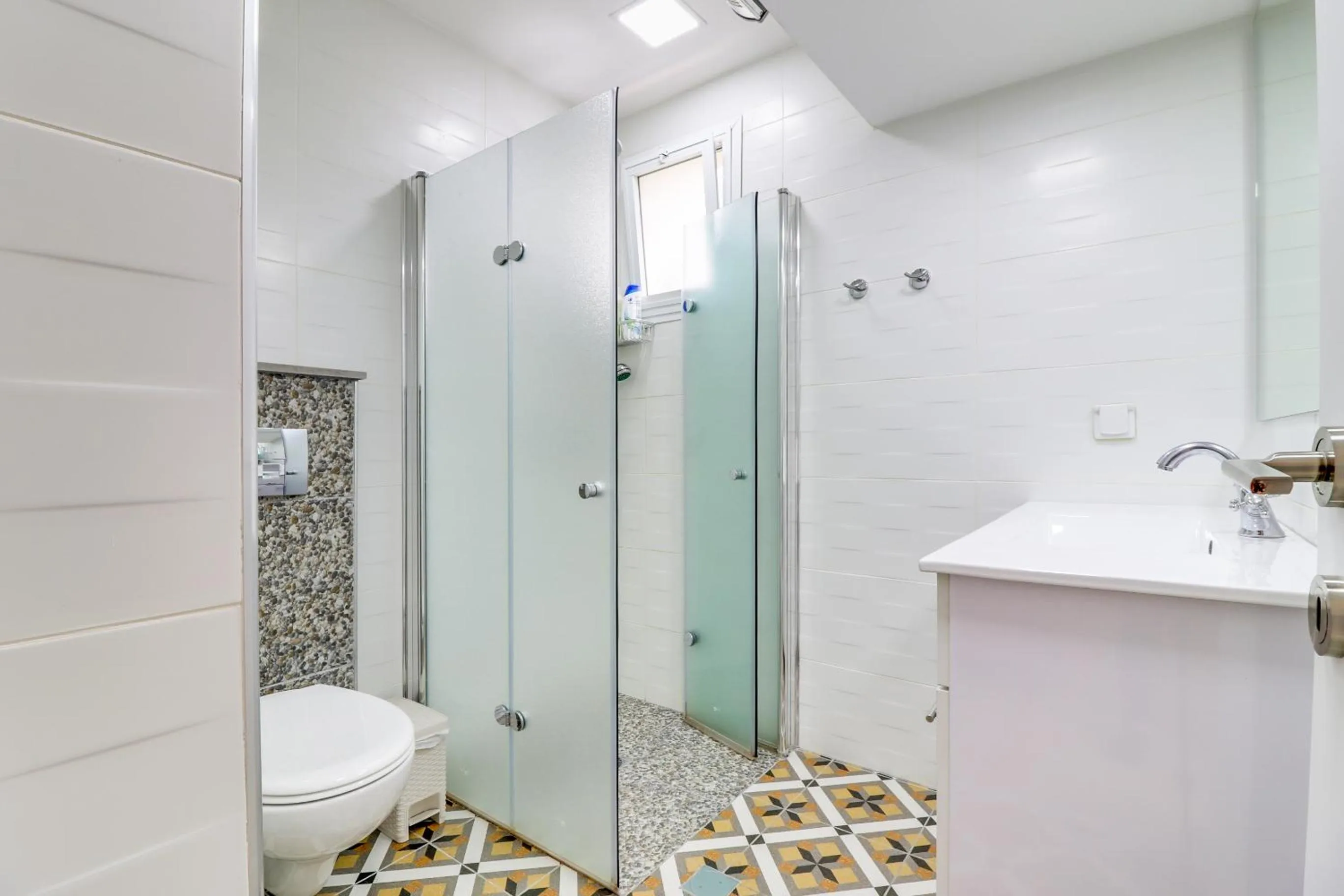 Shower in Carmel Boutique Apartments