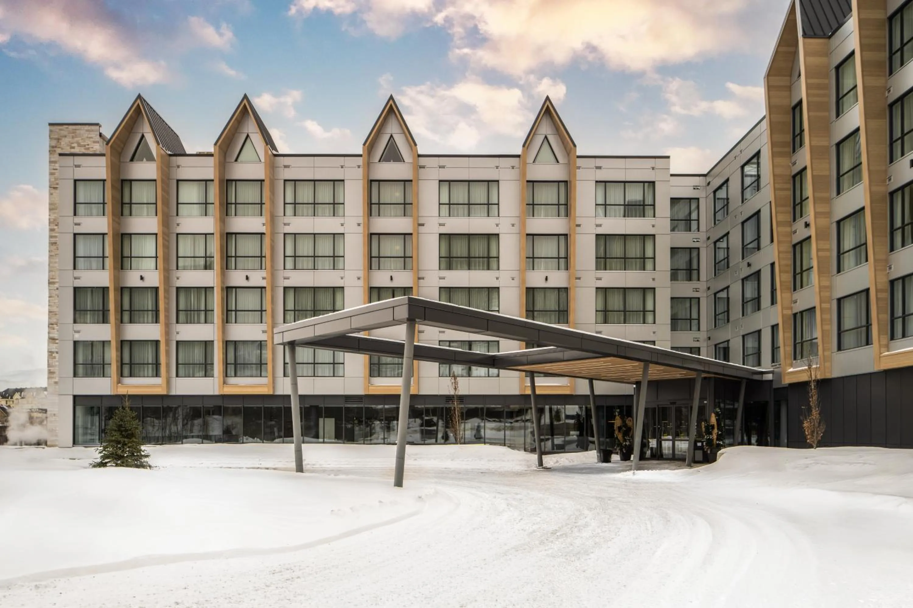 Property building in Residence Inn by Marriott Bromont