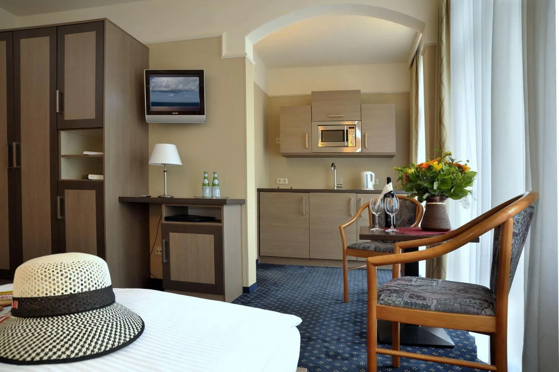 Photo of the whole room, Bed in Strandhotel Nordischer Hof