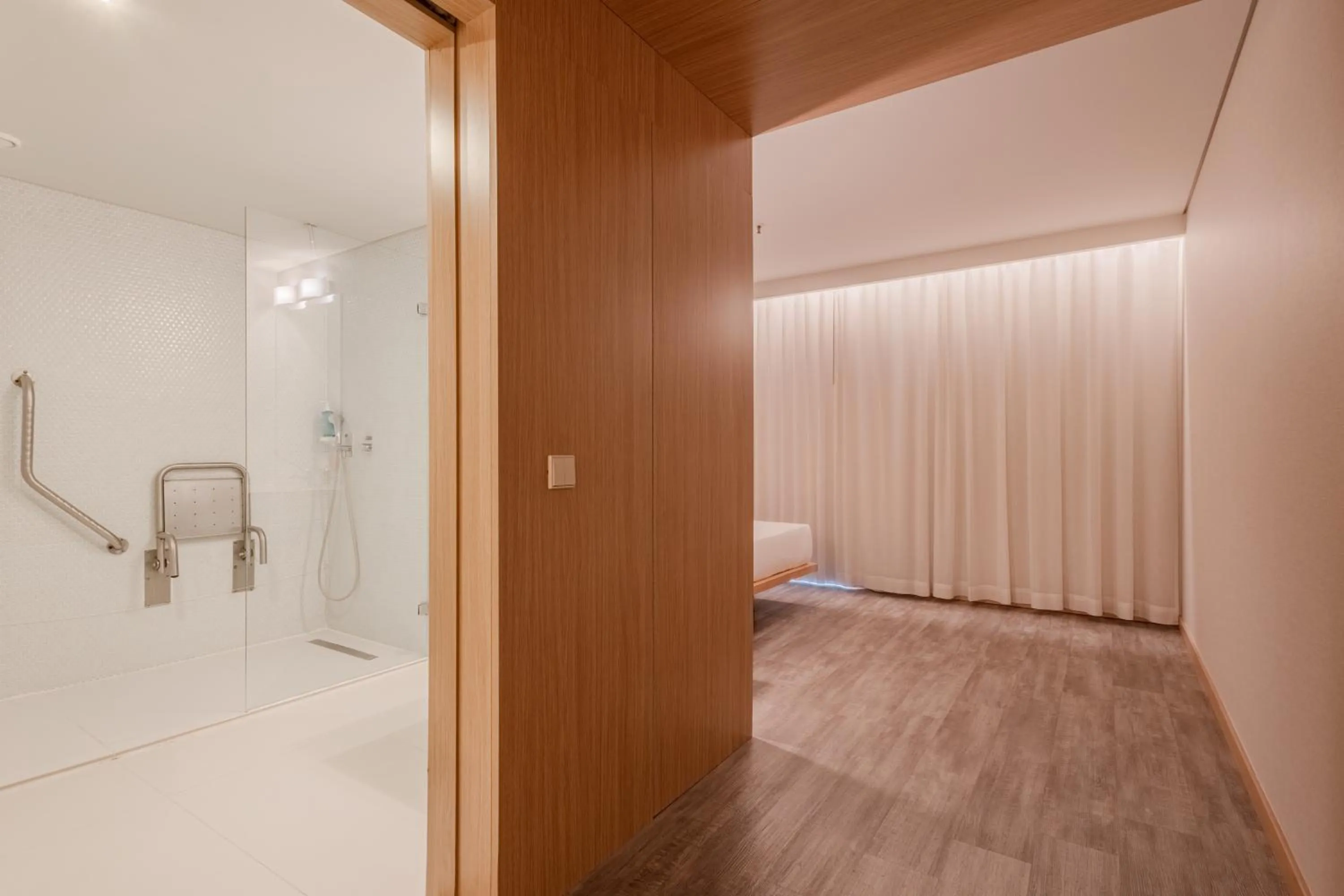 Bed in Moov Hotel Porto Norte