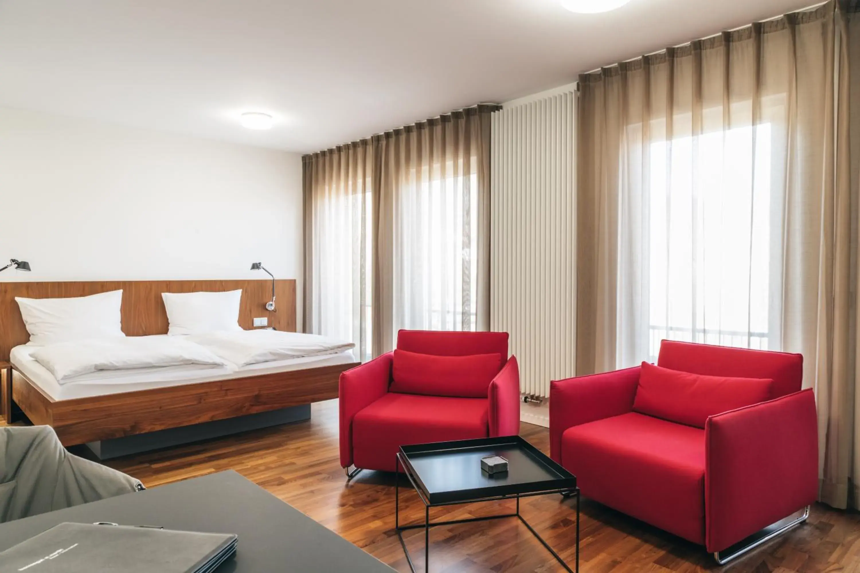 Double room in apartment house - single occupancy in Consulat des Weins Double room in apartment house - single occupancy in Consulat des Weins