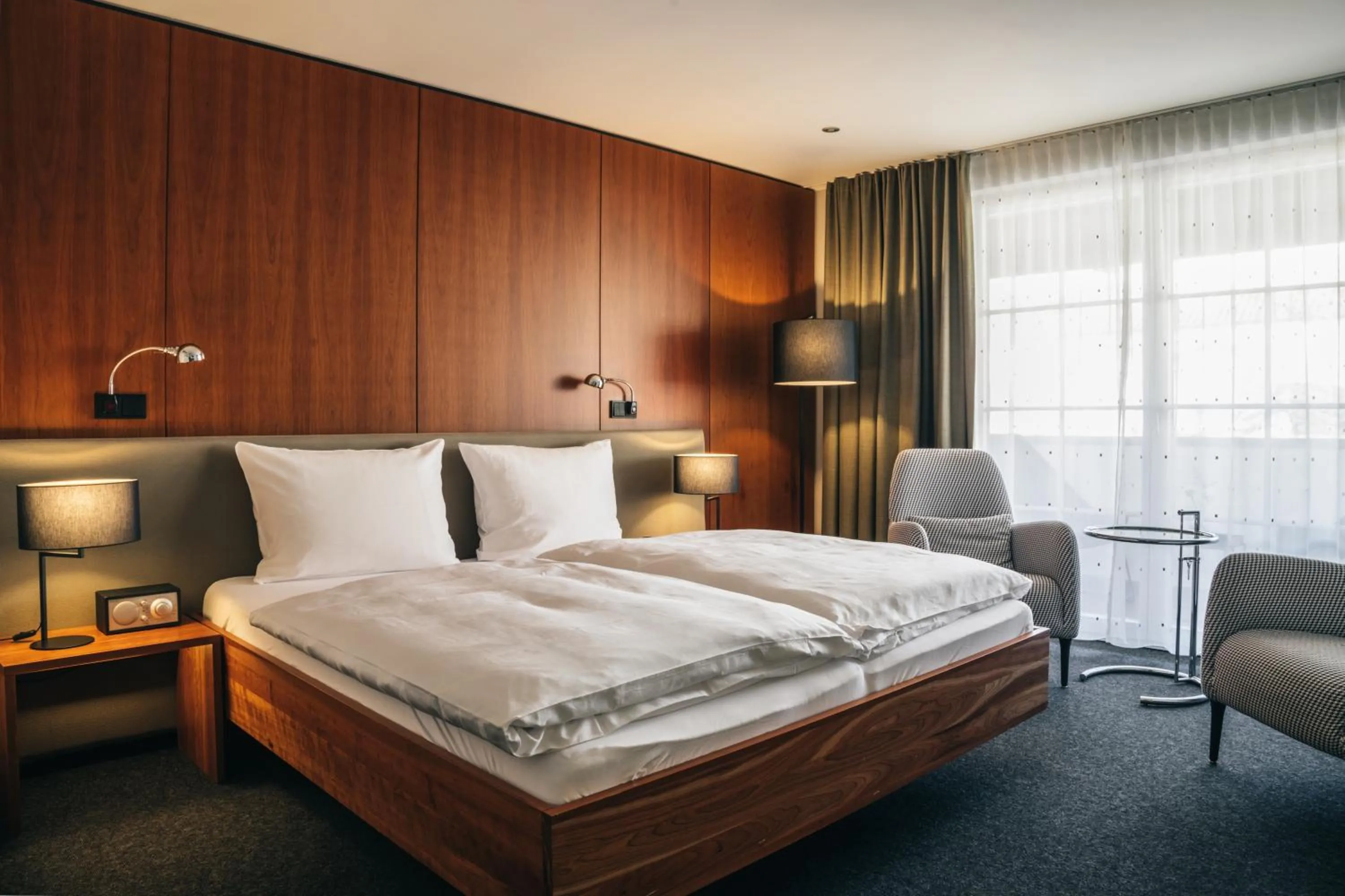 Photo of the whole room, Bed in Consulat des Weins