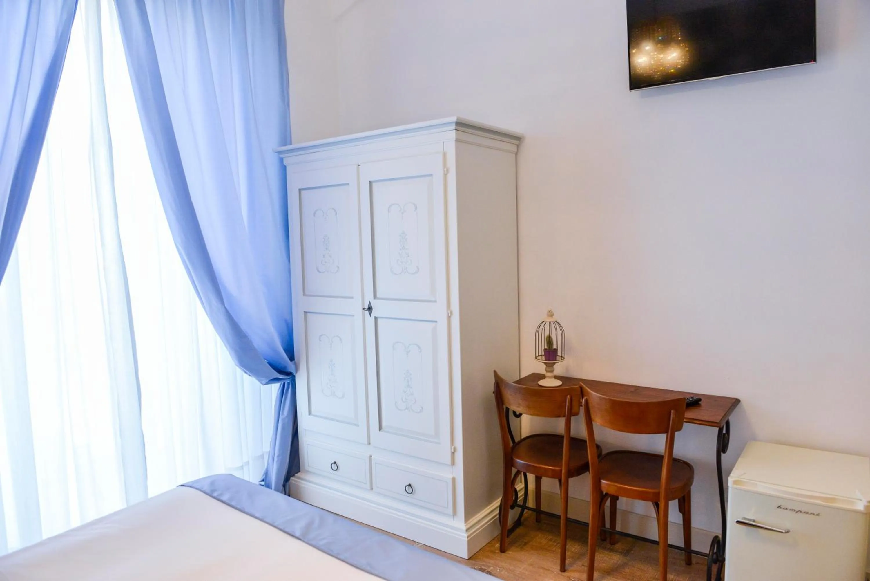 Photo of the whole room in Adelina Guesthouse