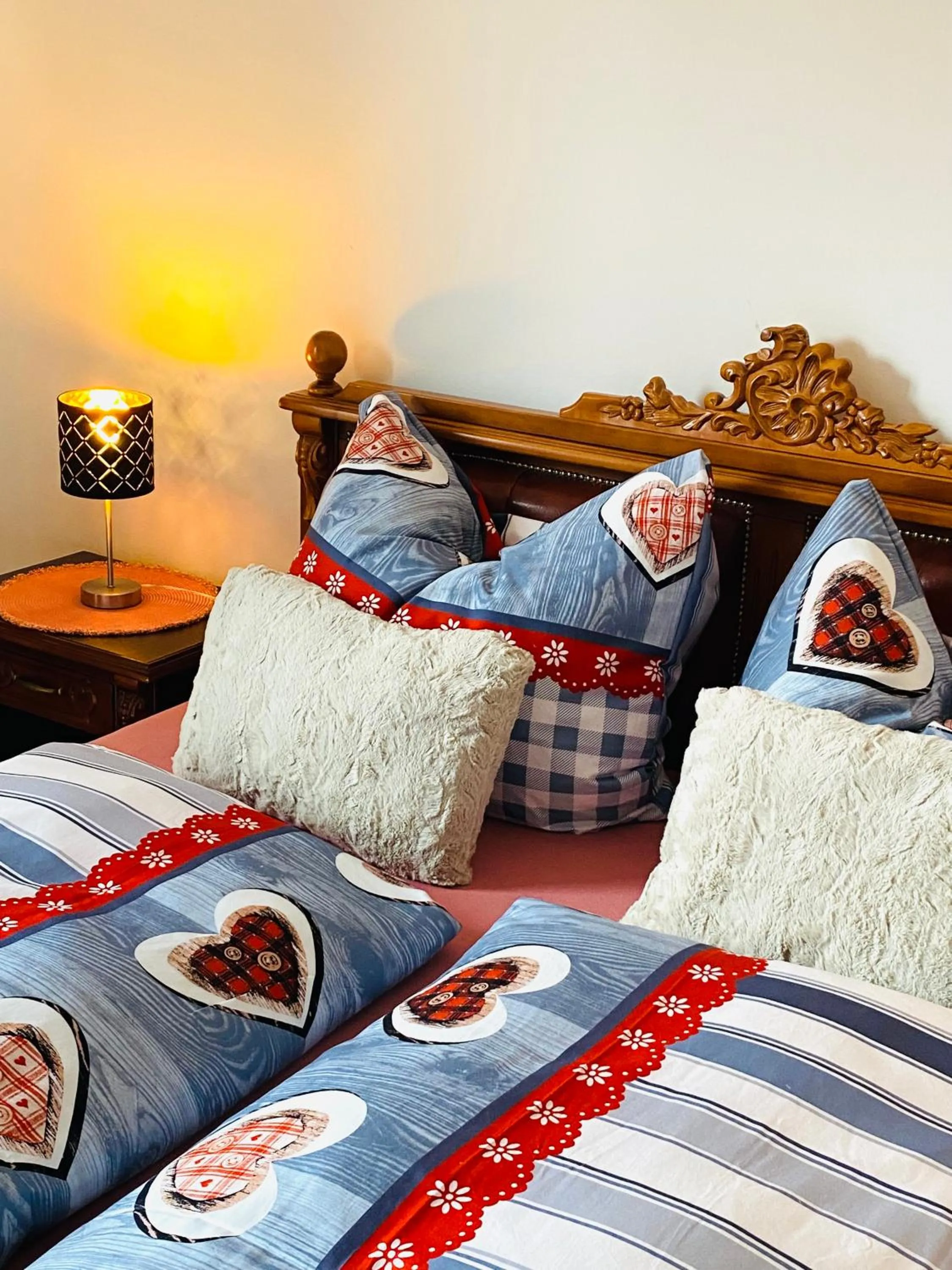 Bed in Steinbock Bed & Breakfast